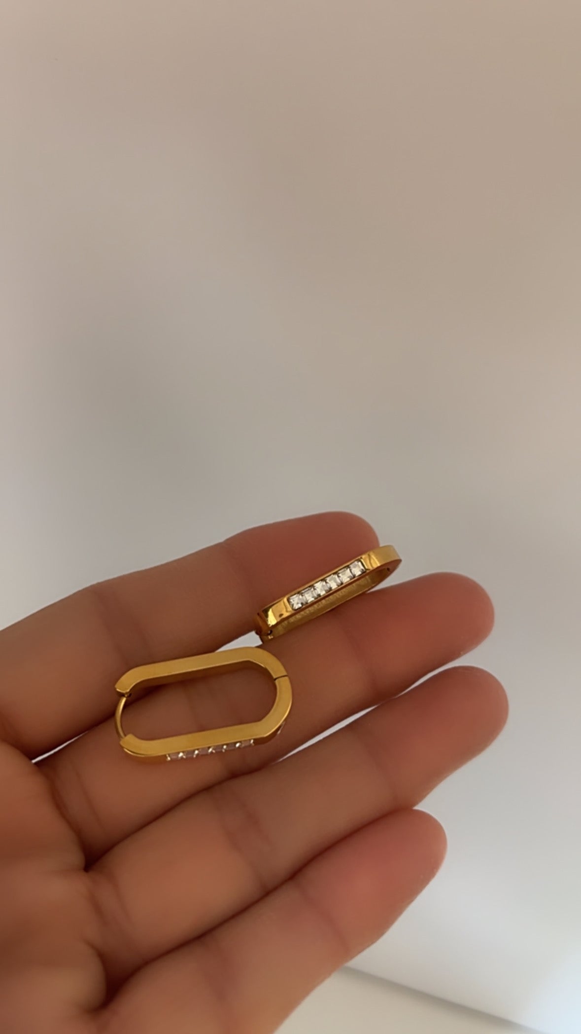 Rectangular hoop