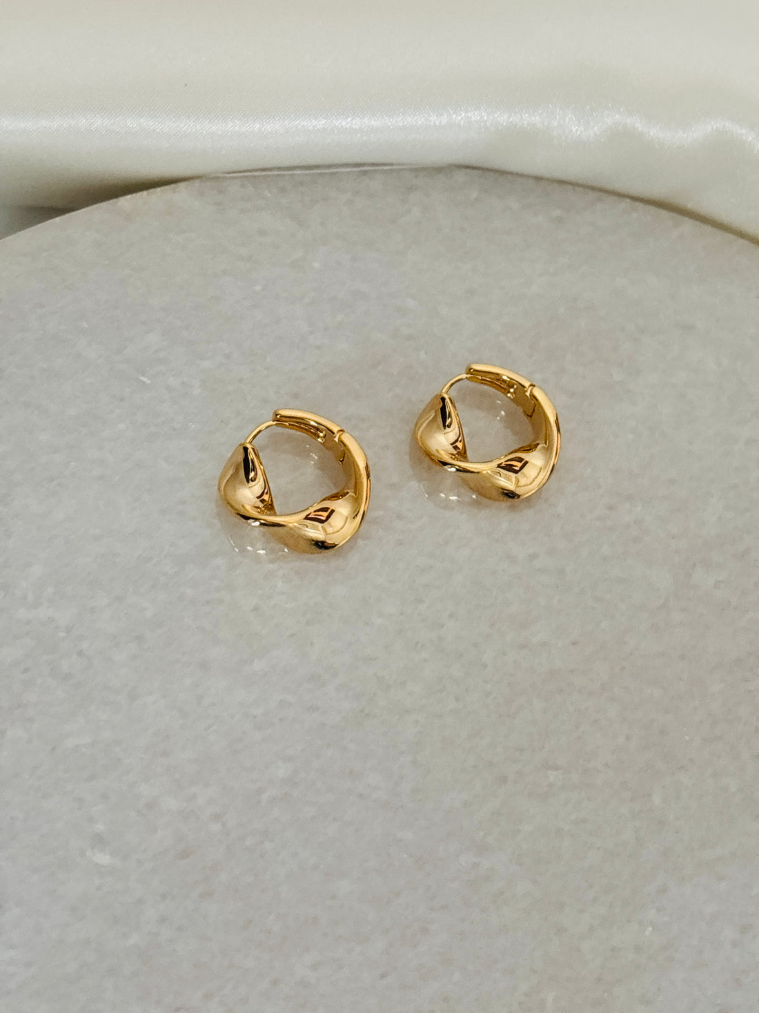 Quince hoop earring