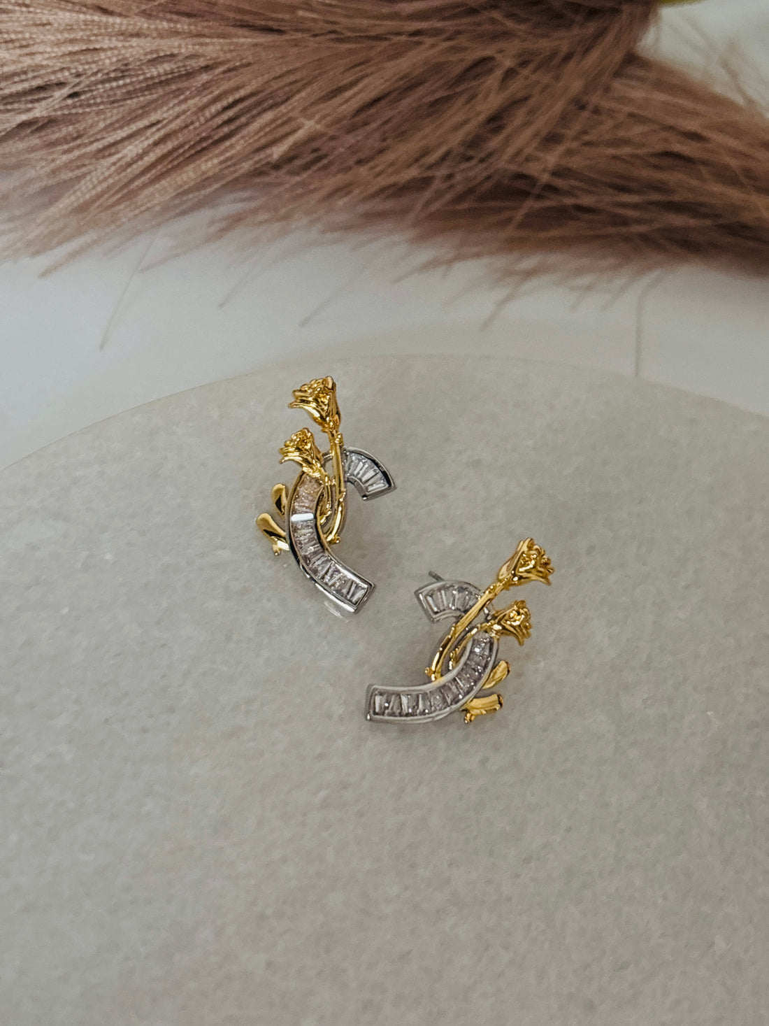 Baguette rose two tone earrings