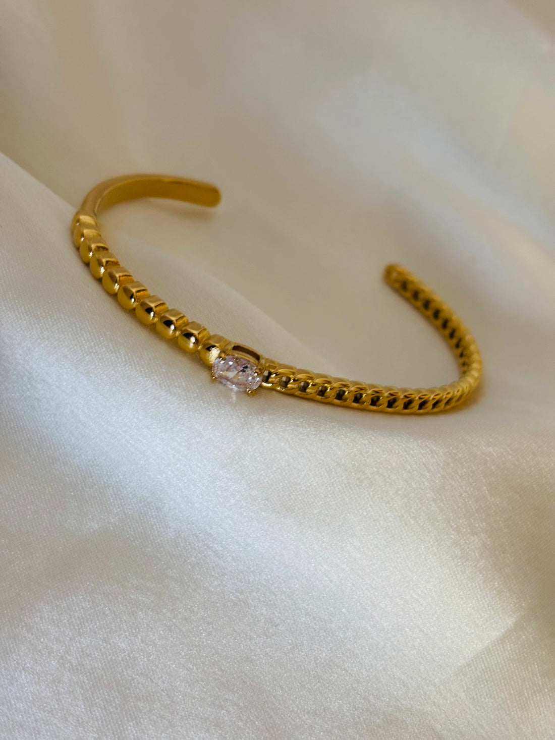 Rosalia hand cuff bracelet