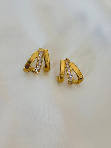 Toria stud earring