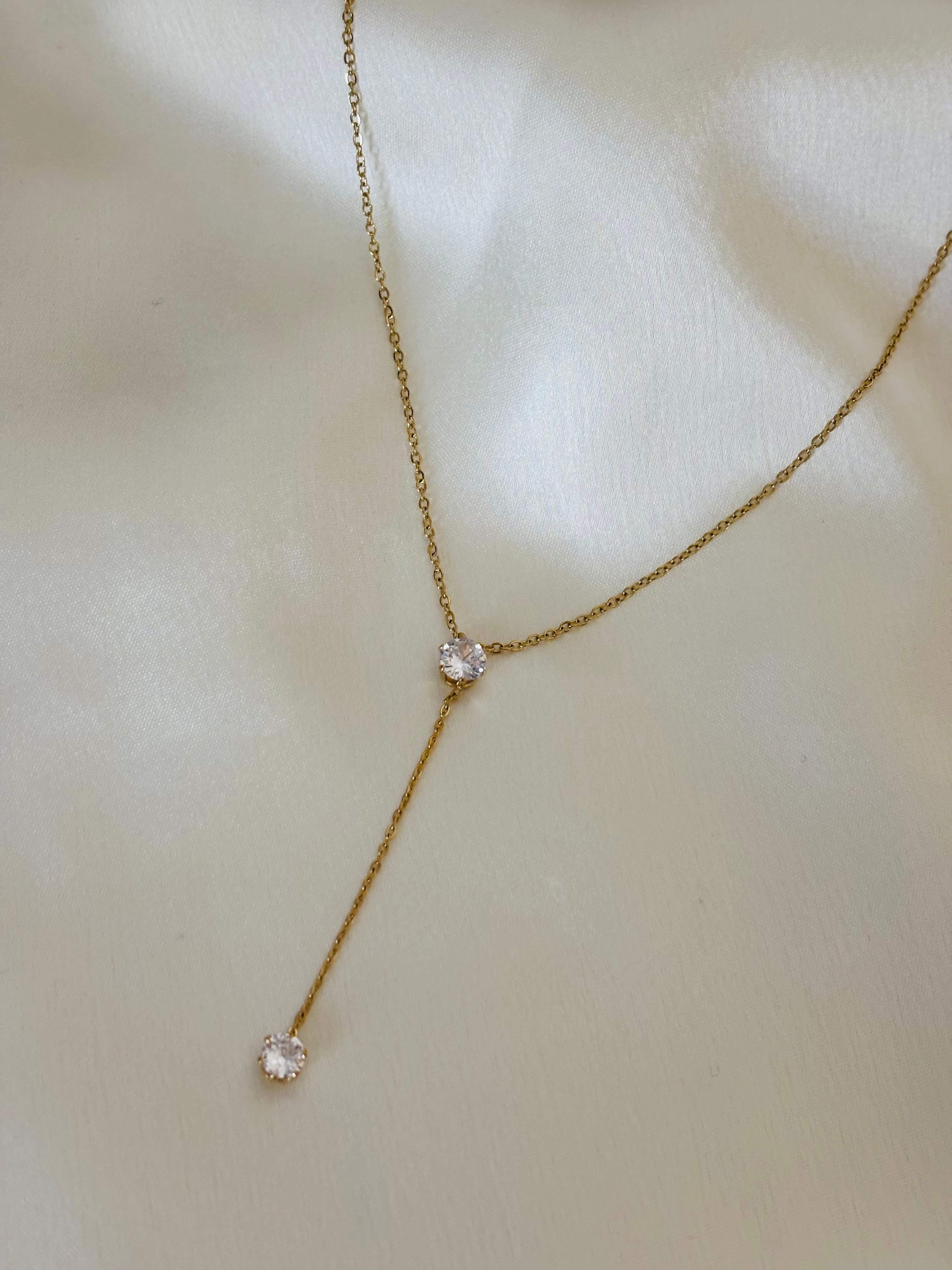 Julian necklace