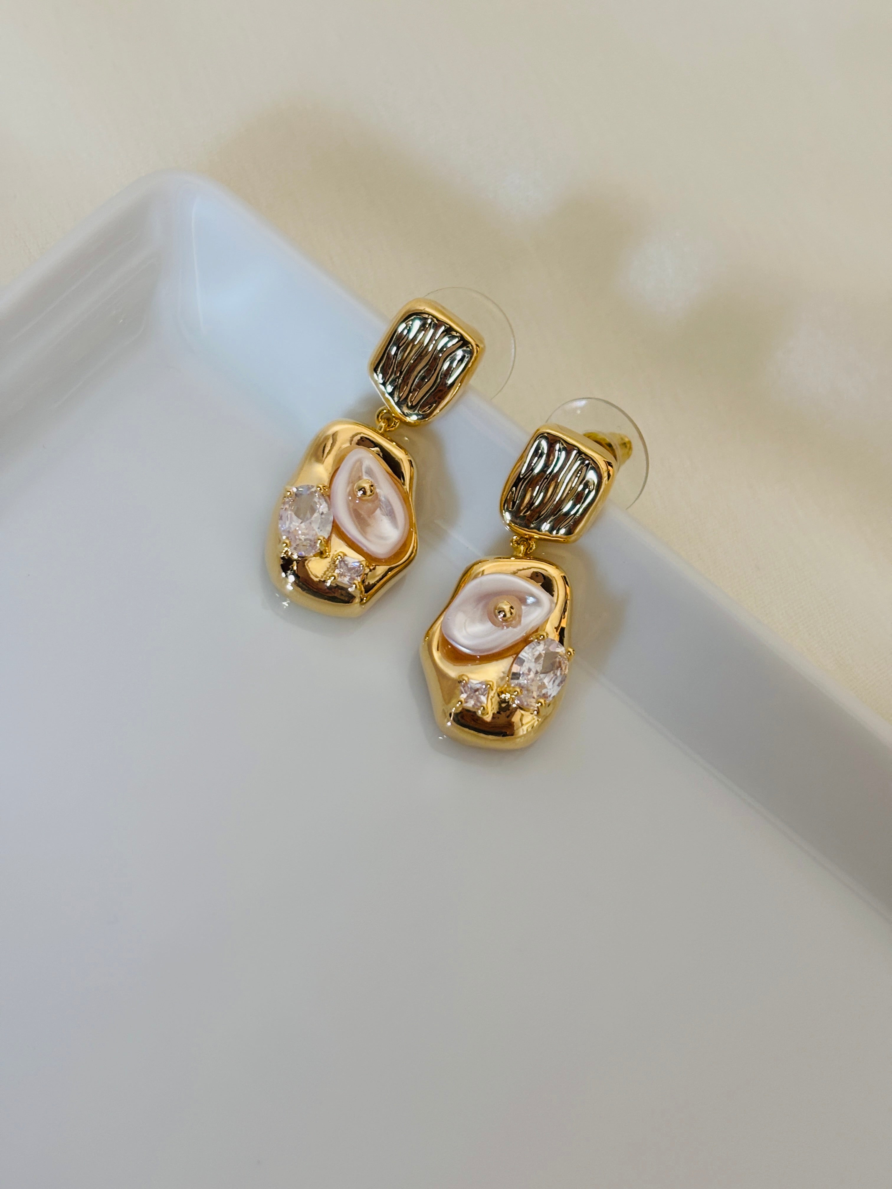 Mina earring