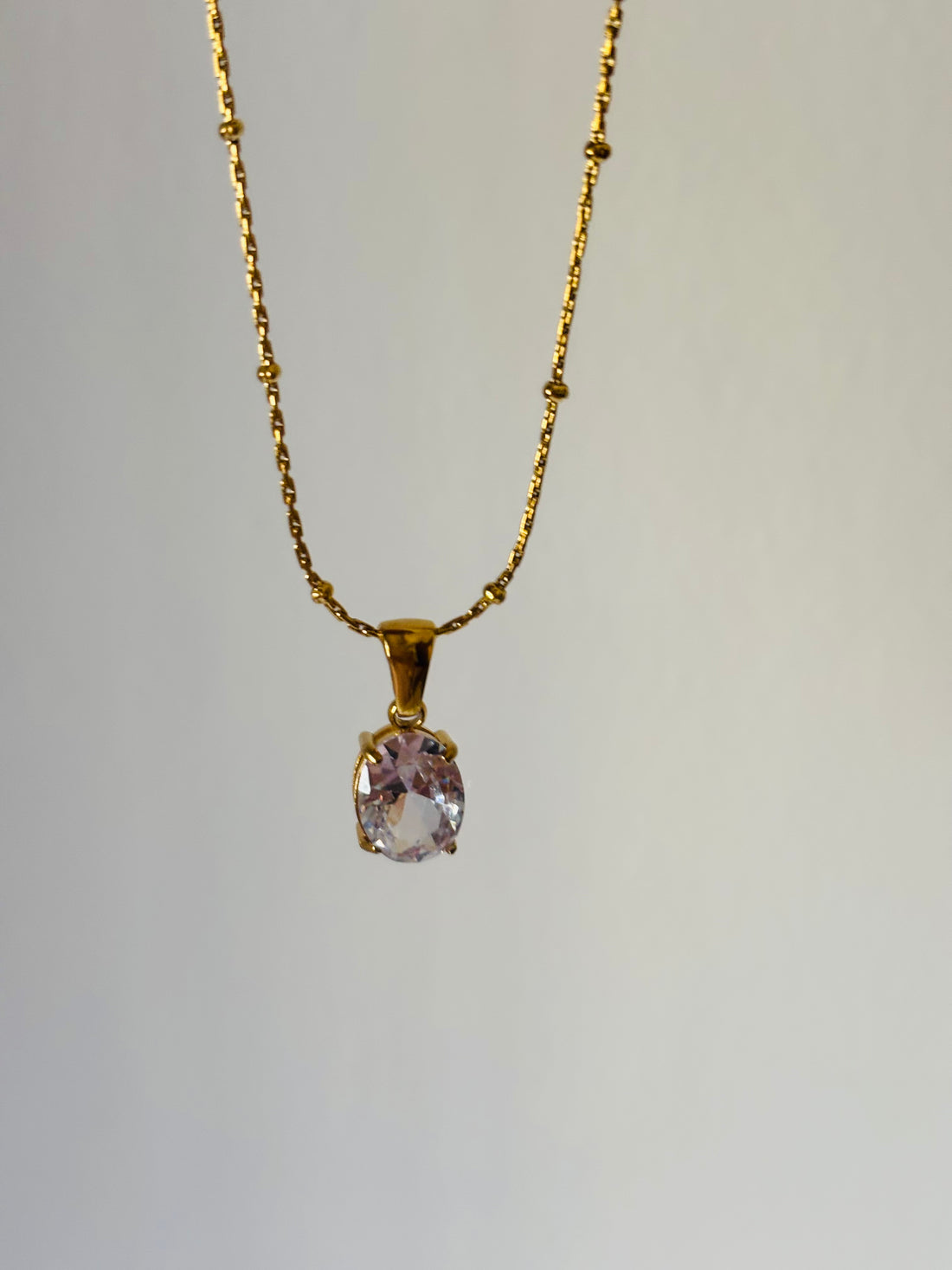 Vintage Solitaire diamond necklace