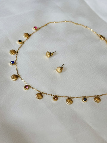 Multi stone and shell necklace set