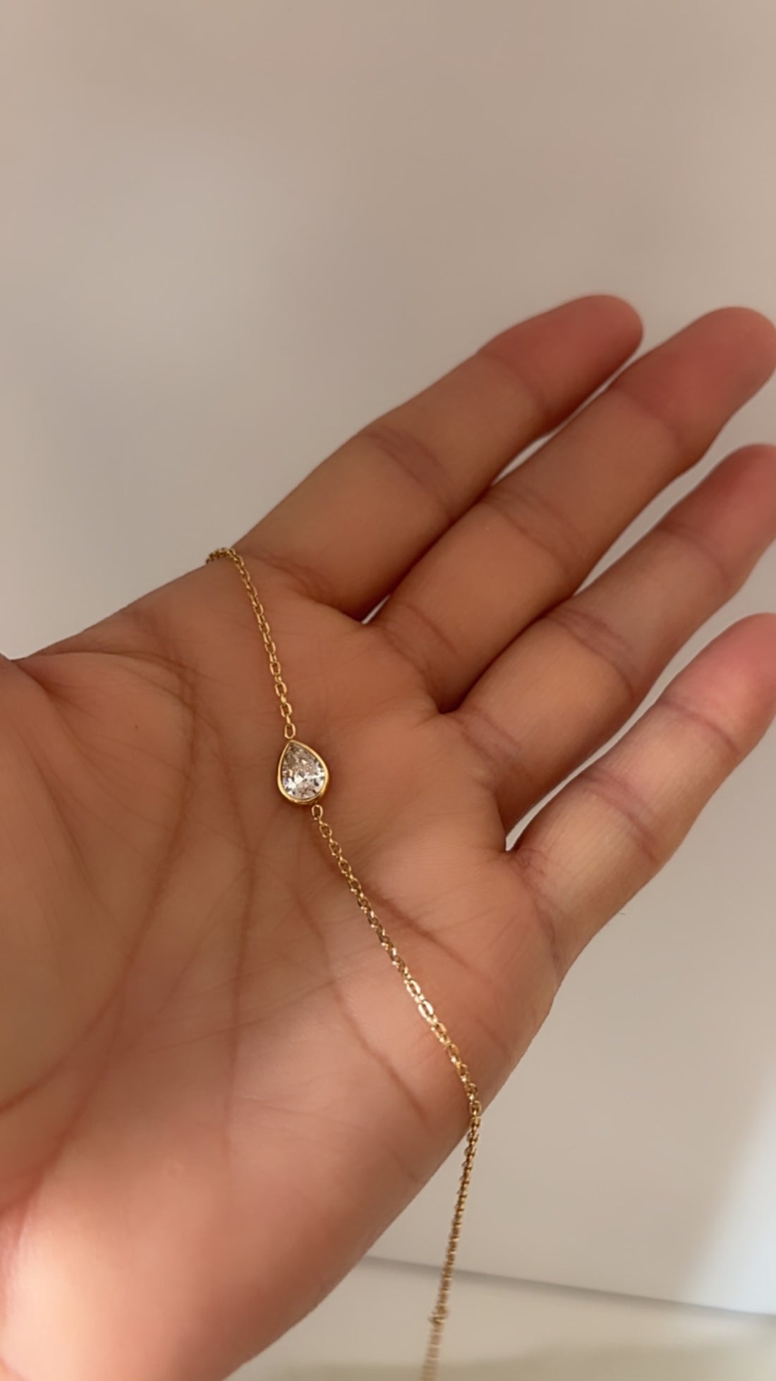 Almond drop minimal bracelet