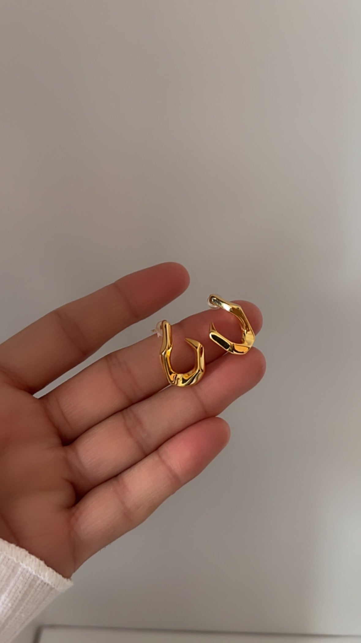 Artie earring