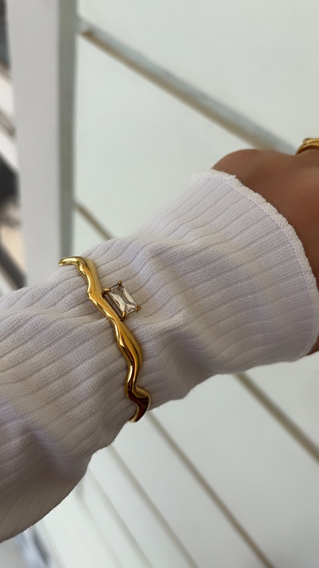 Wellsy hand cuff bracelet