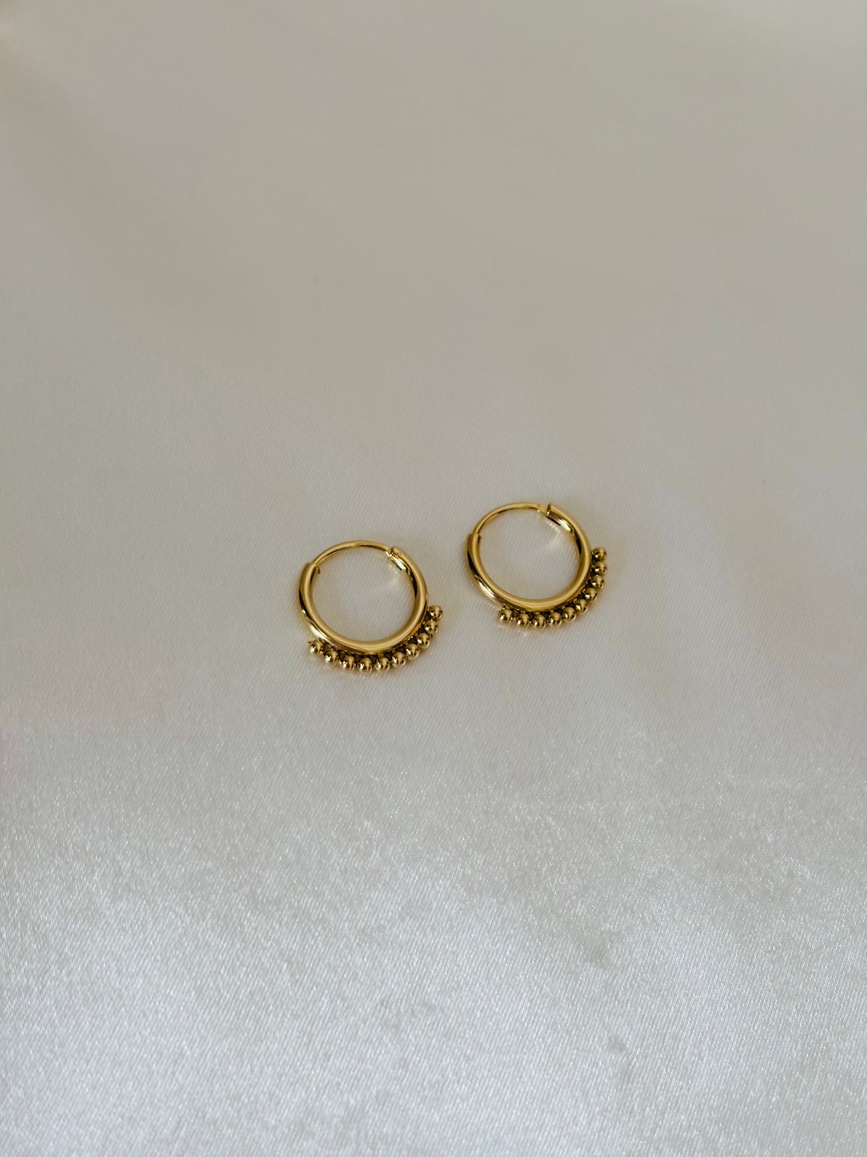 Ring hoop earring