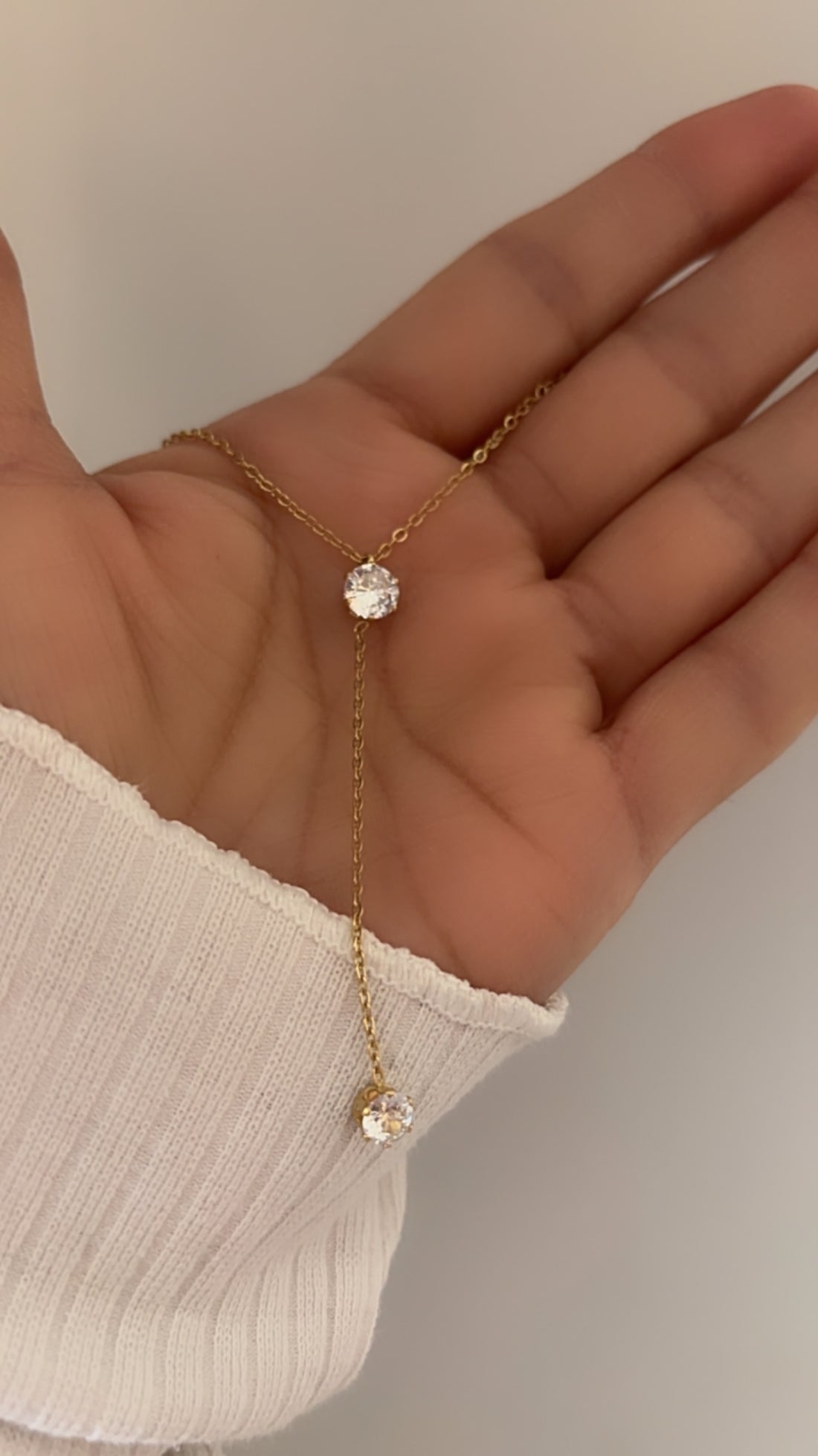 Julian necklace