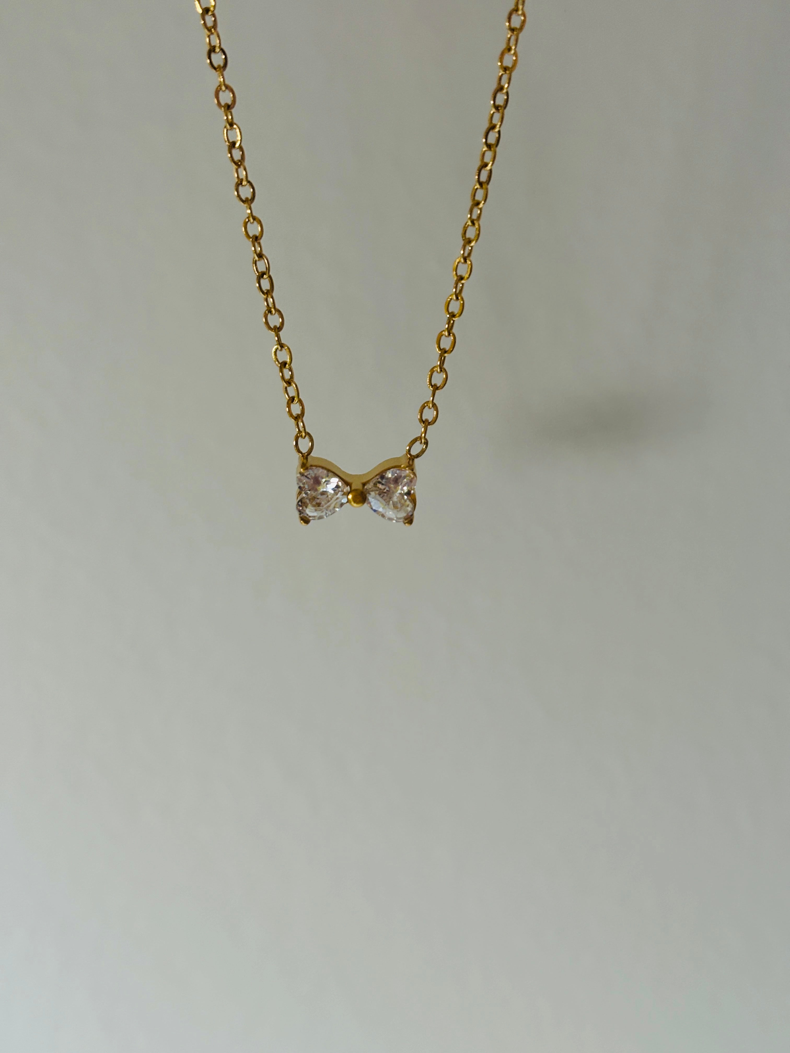 Minimal bow necklace
