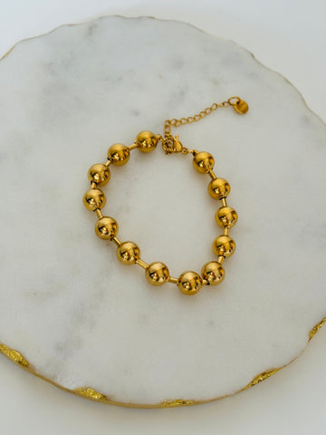 Bold beaded bracelet