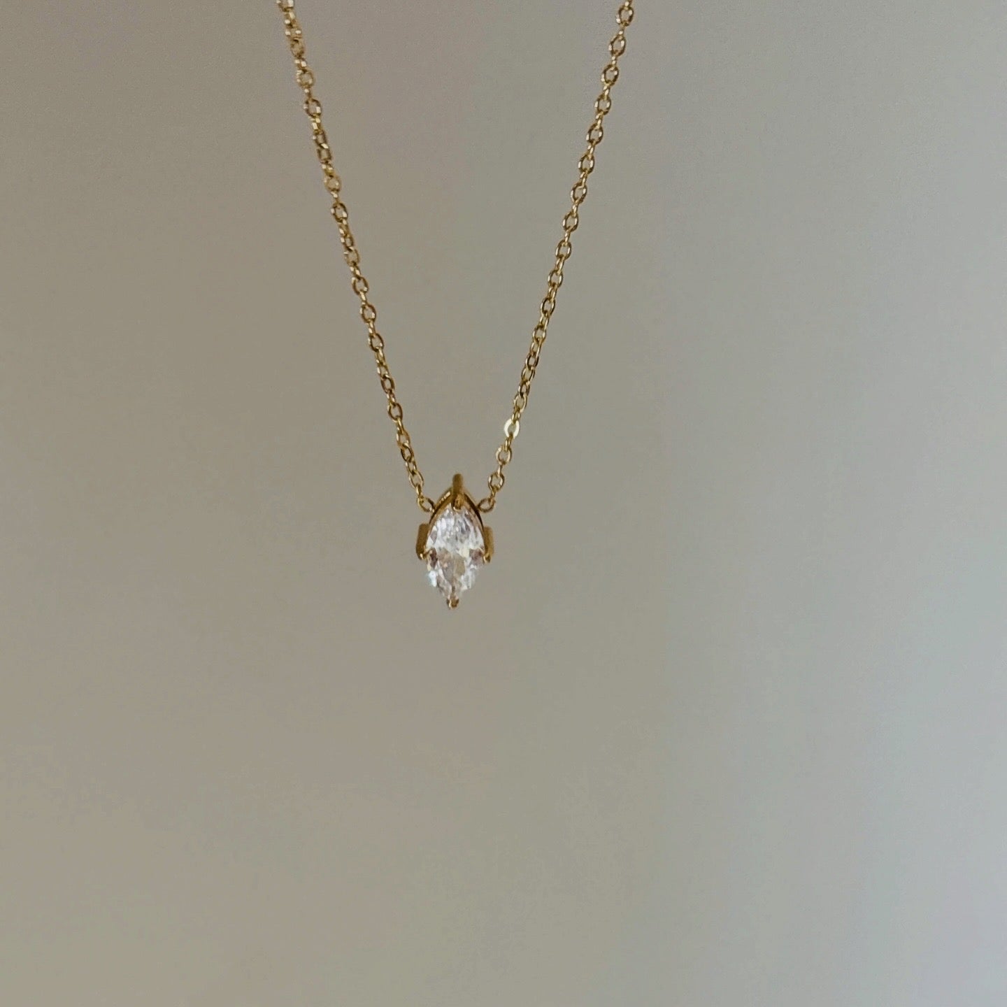 Eyana solitaire necklace
