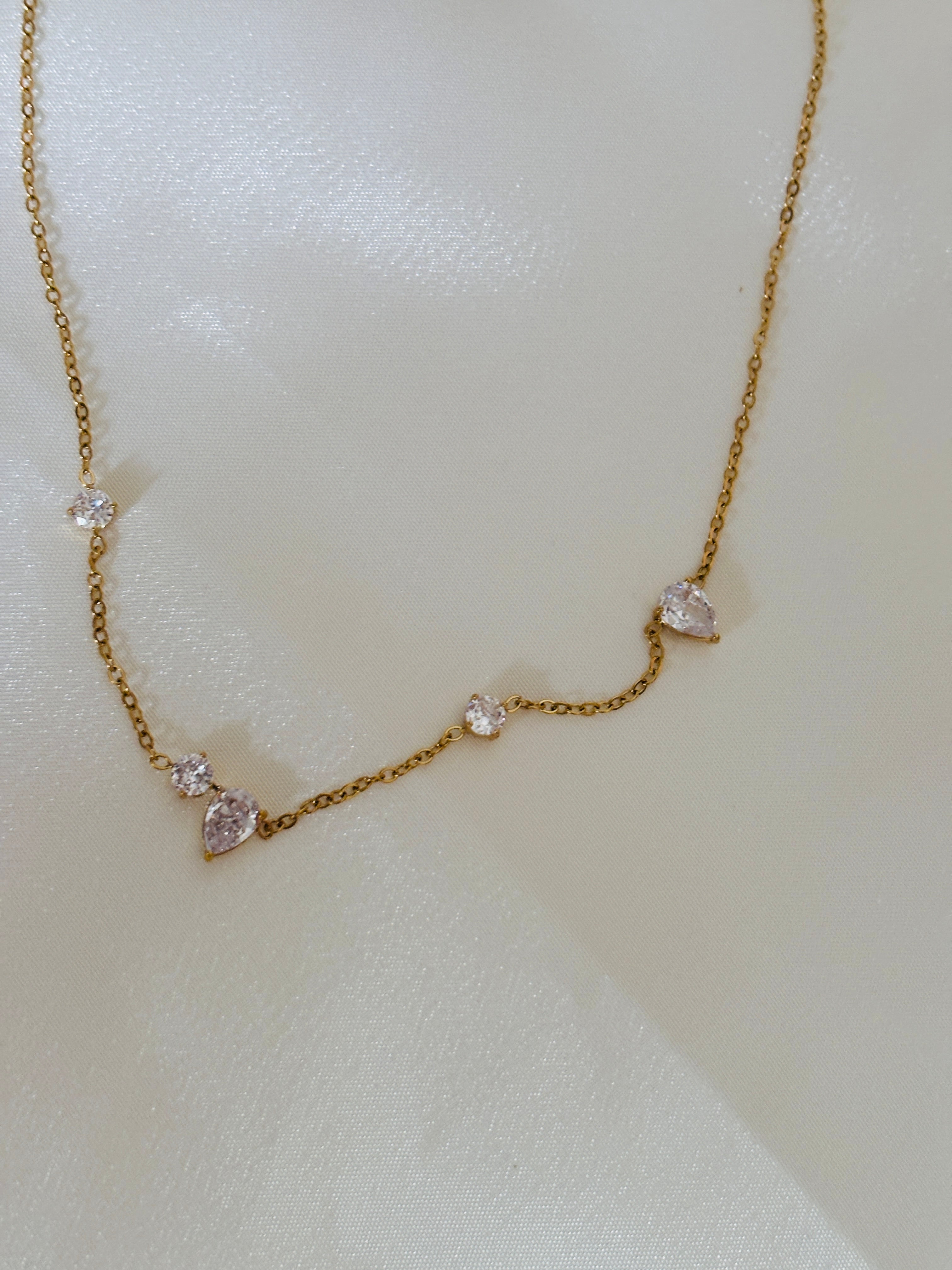 Eslem necklace