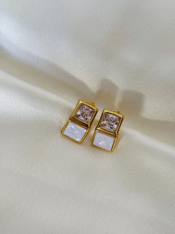 Wren mop earring