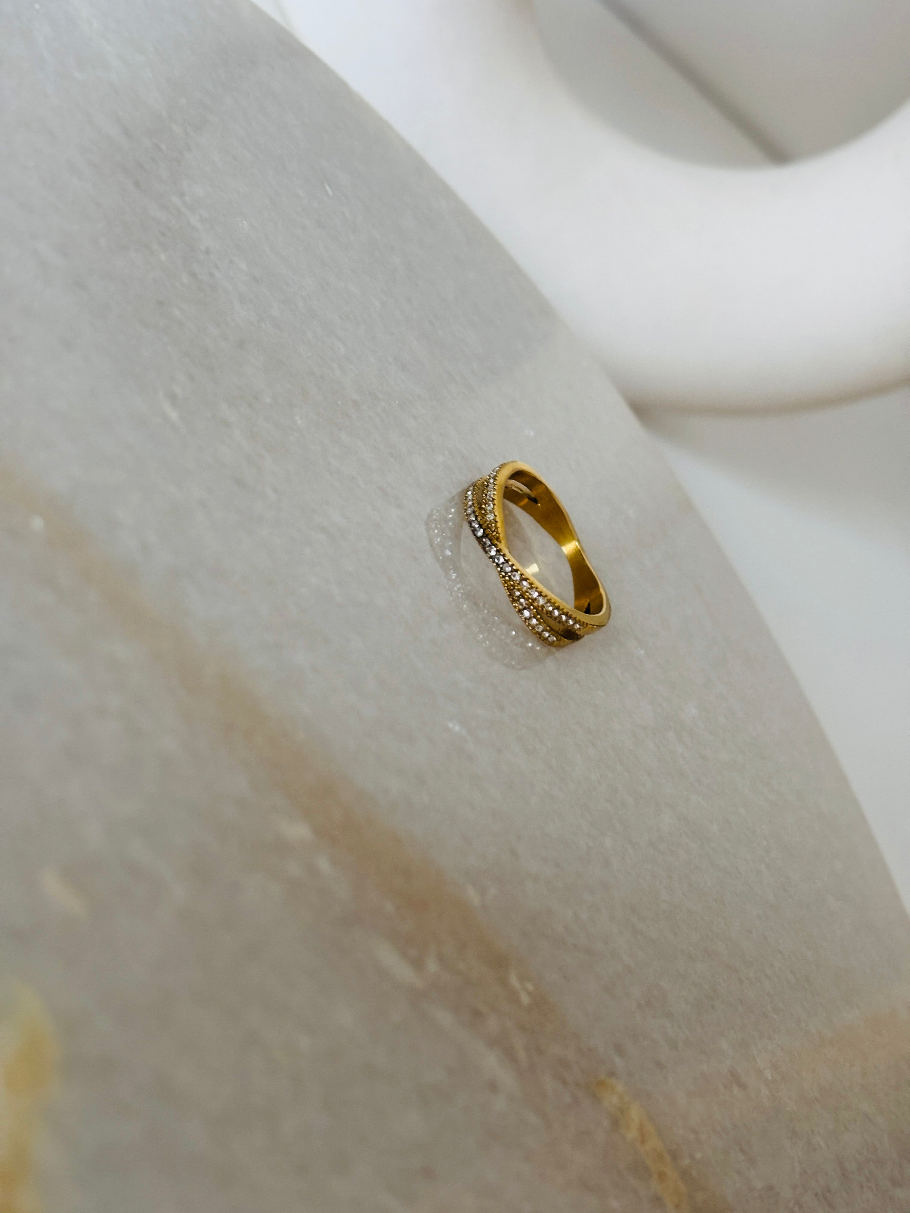 Lydia ring