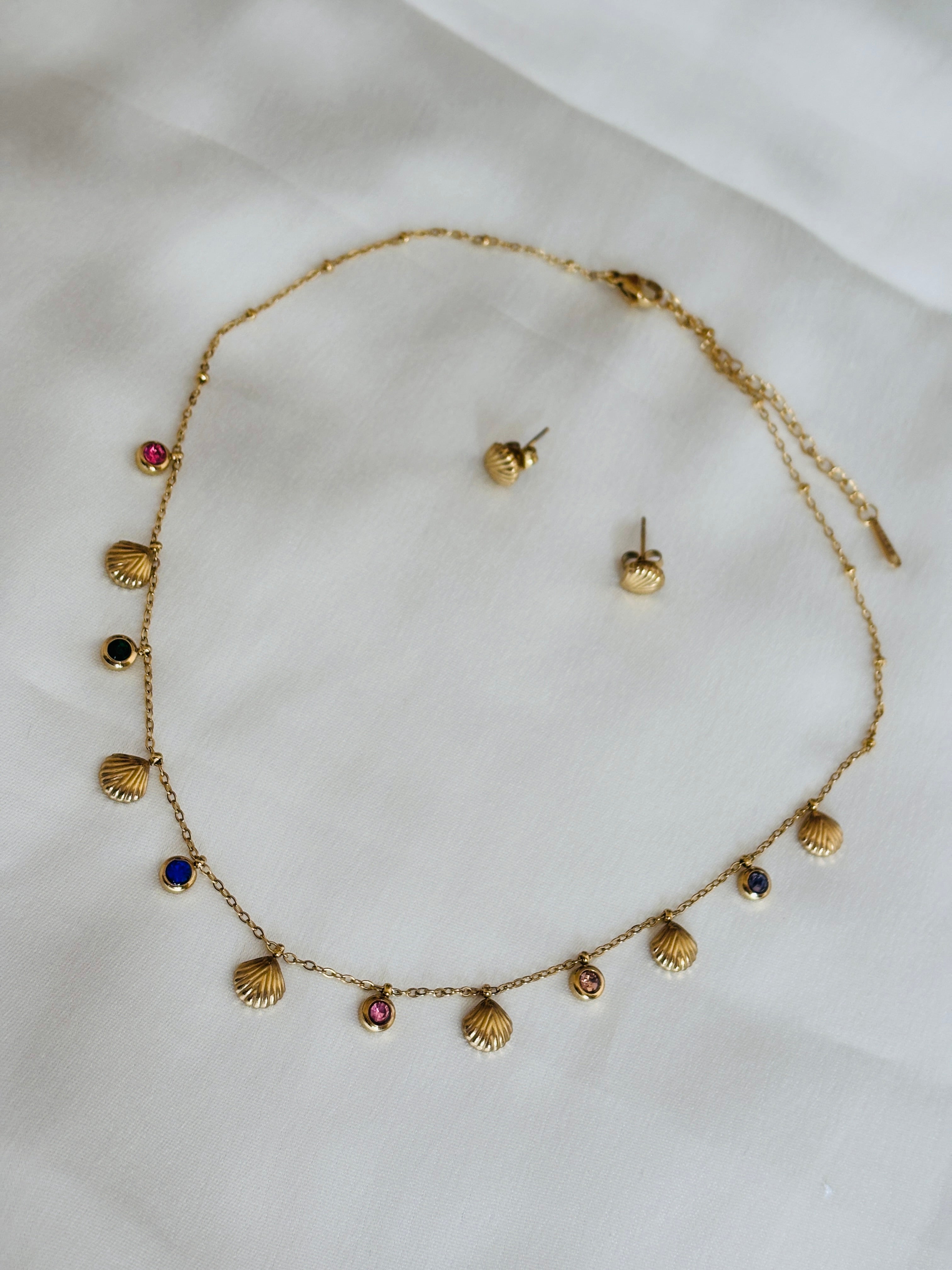 Multi stone and shell necklace set