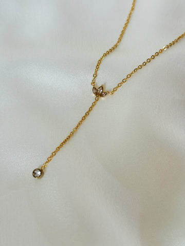 Lotus y necklace