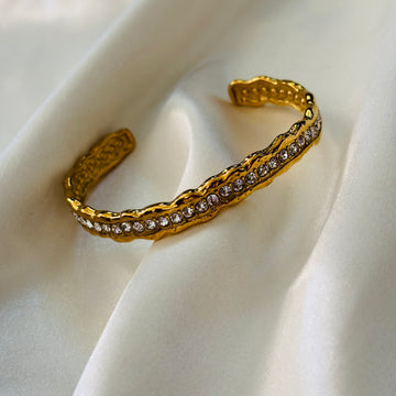 Antique finish hand cuff bracelet