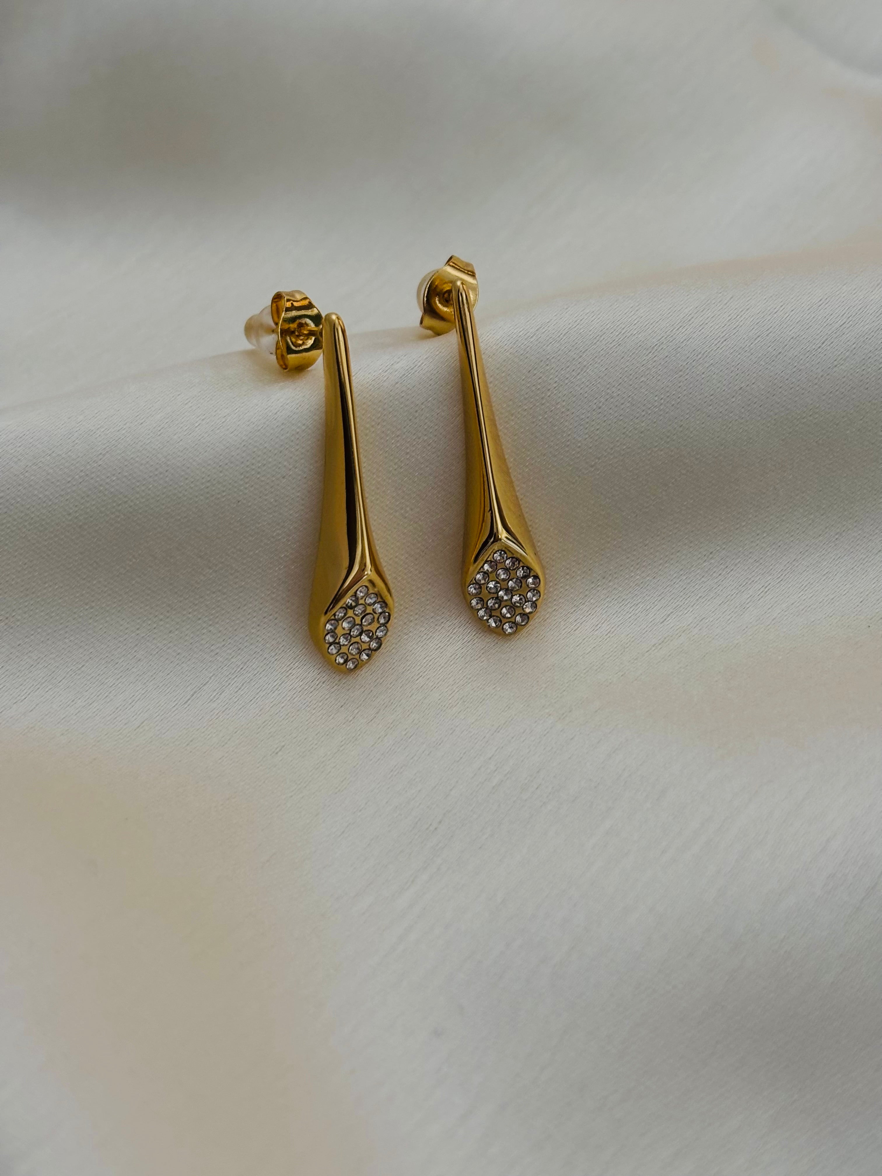 Skye earring