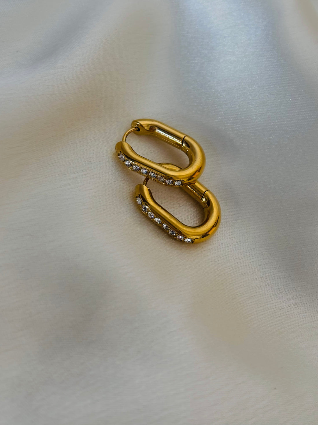 Tiana hoop earrings