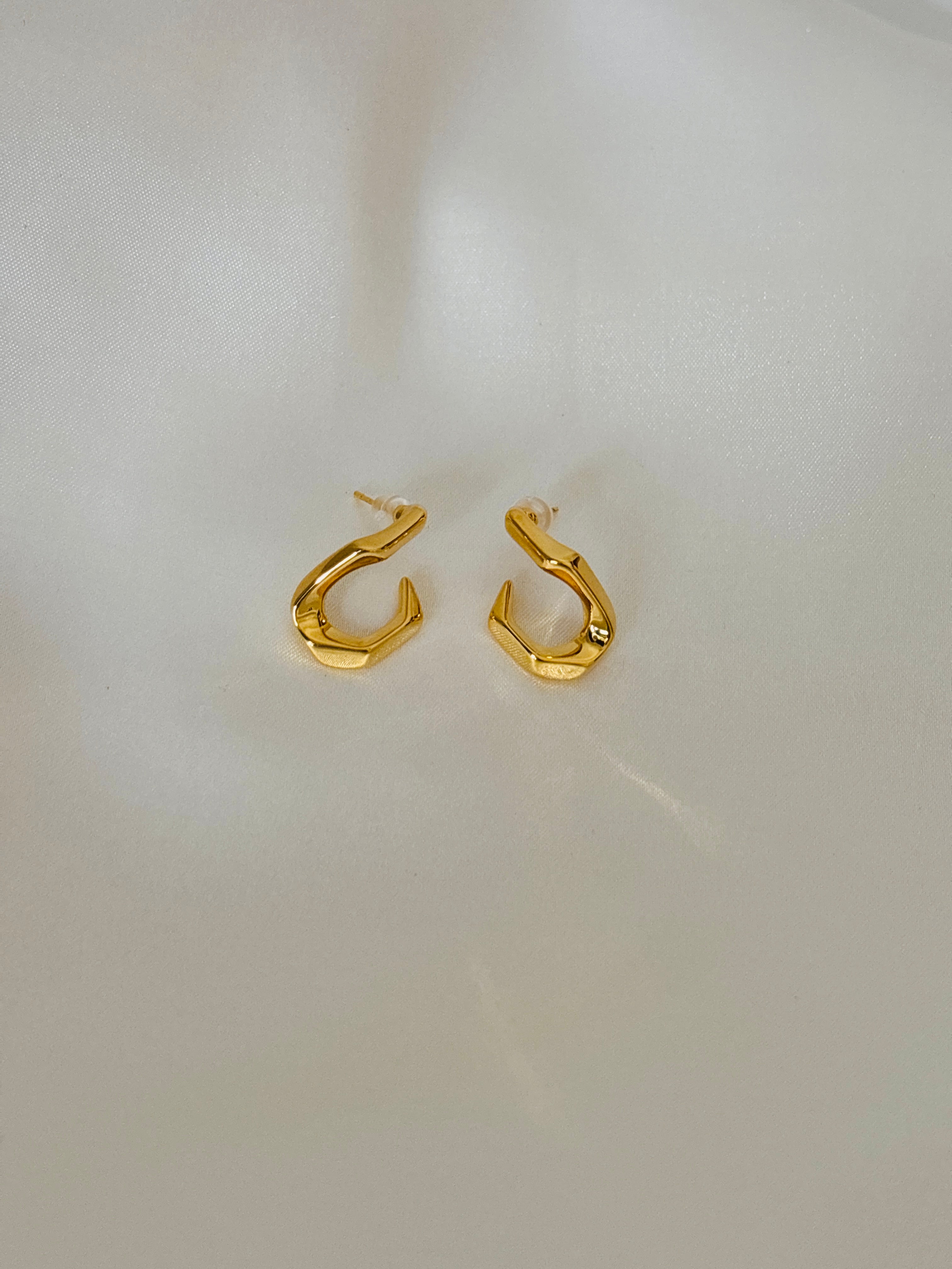Artie earring
