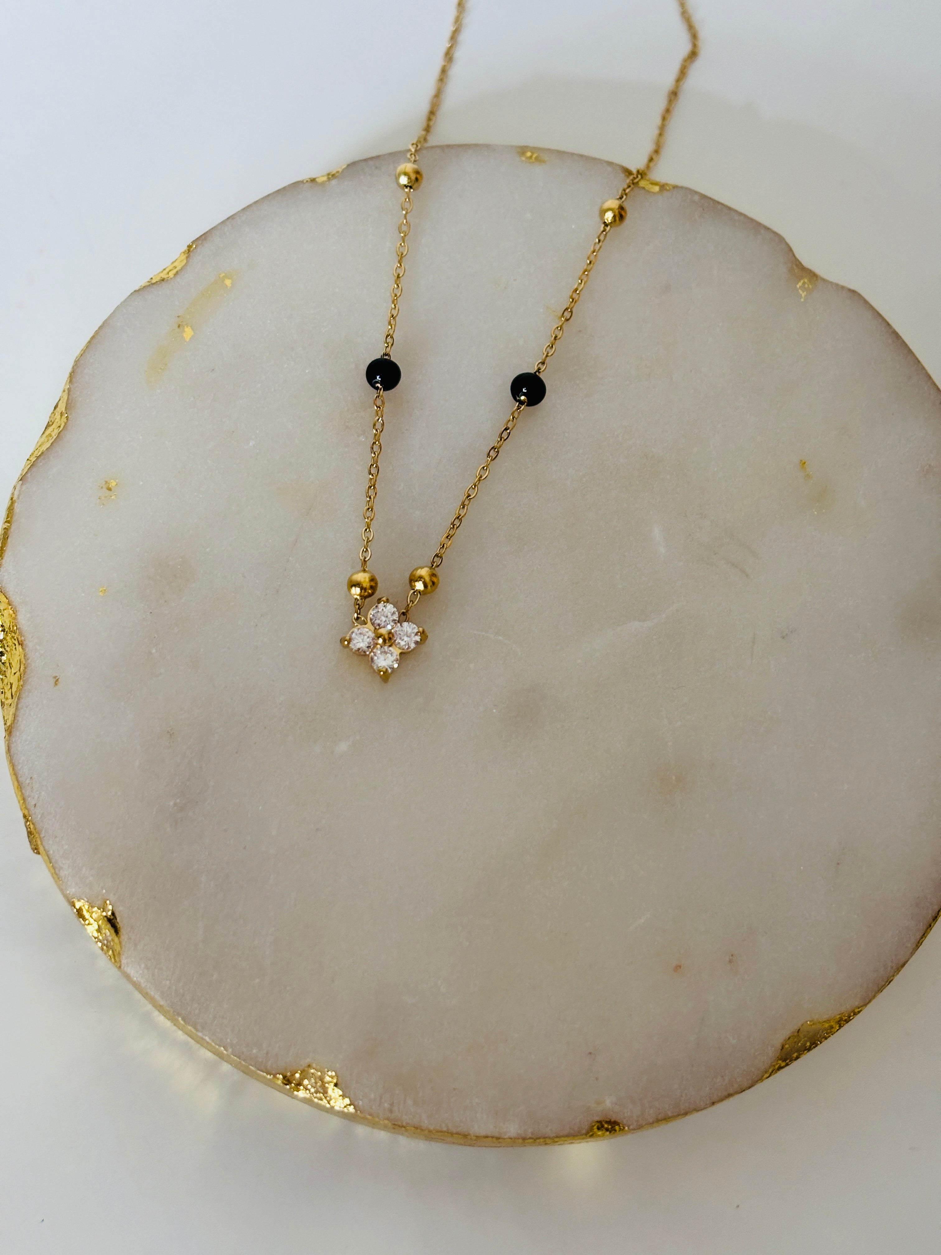 Clover flower mangalsutra necklace