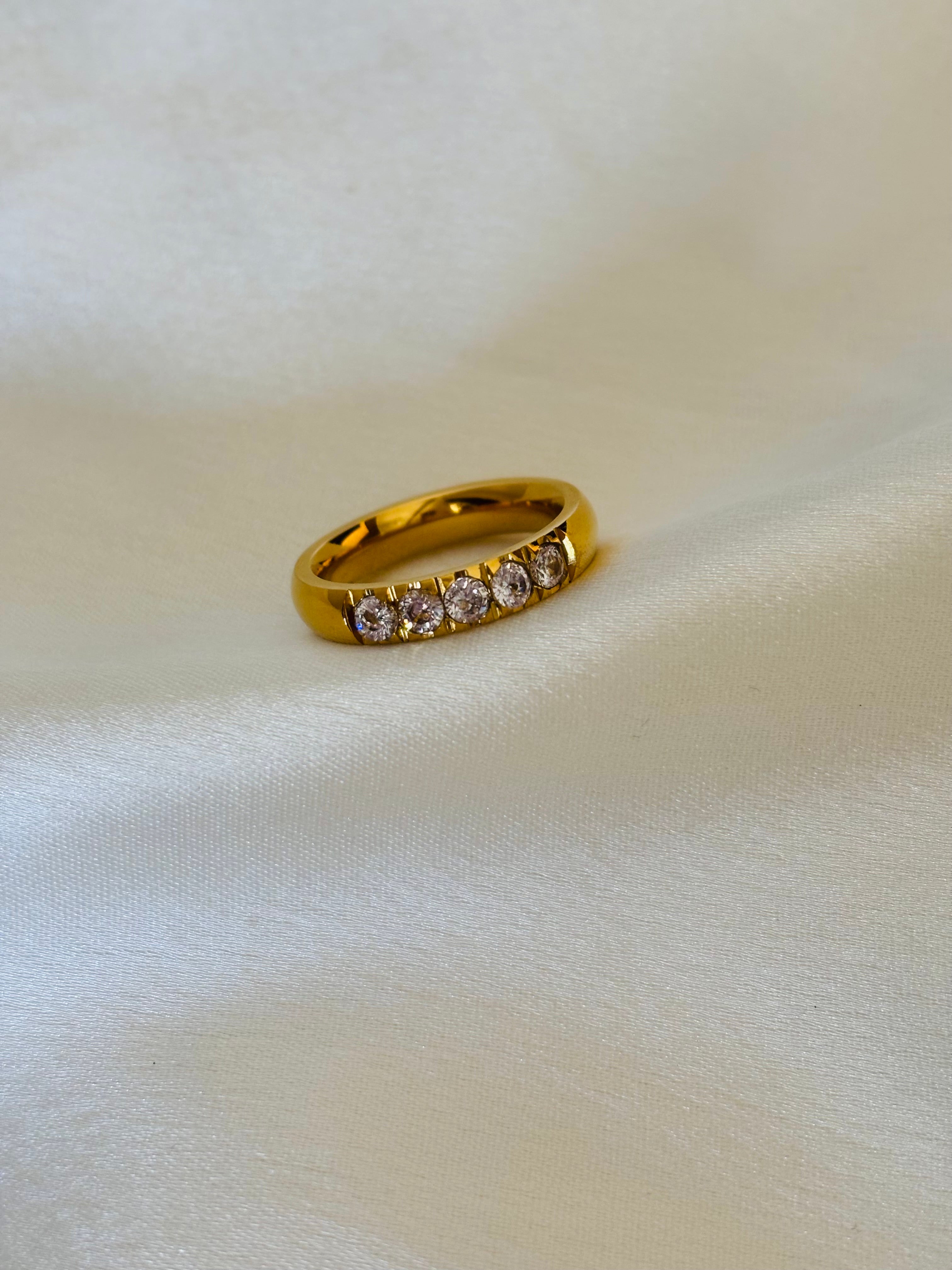 Mia diamond studded ring