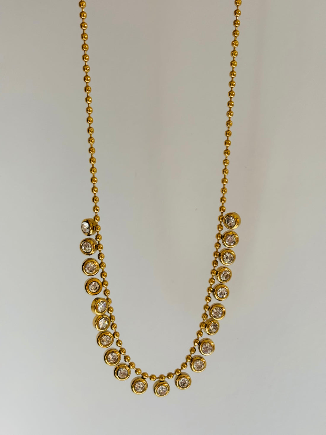 Lily necklace