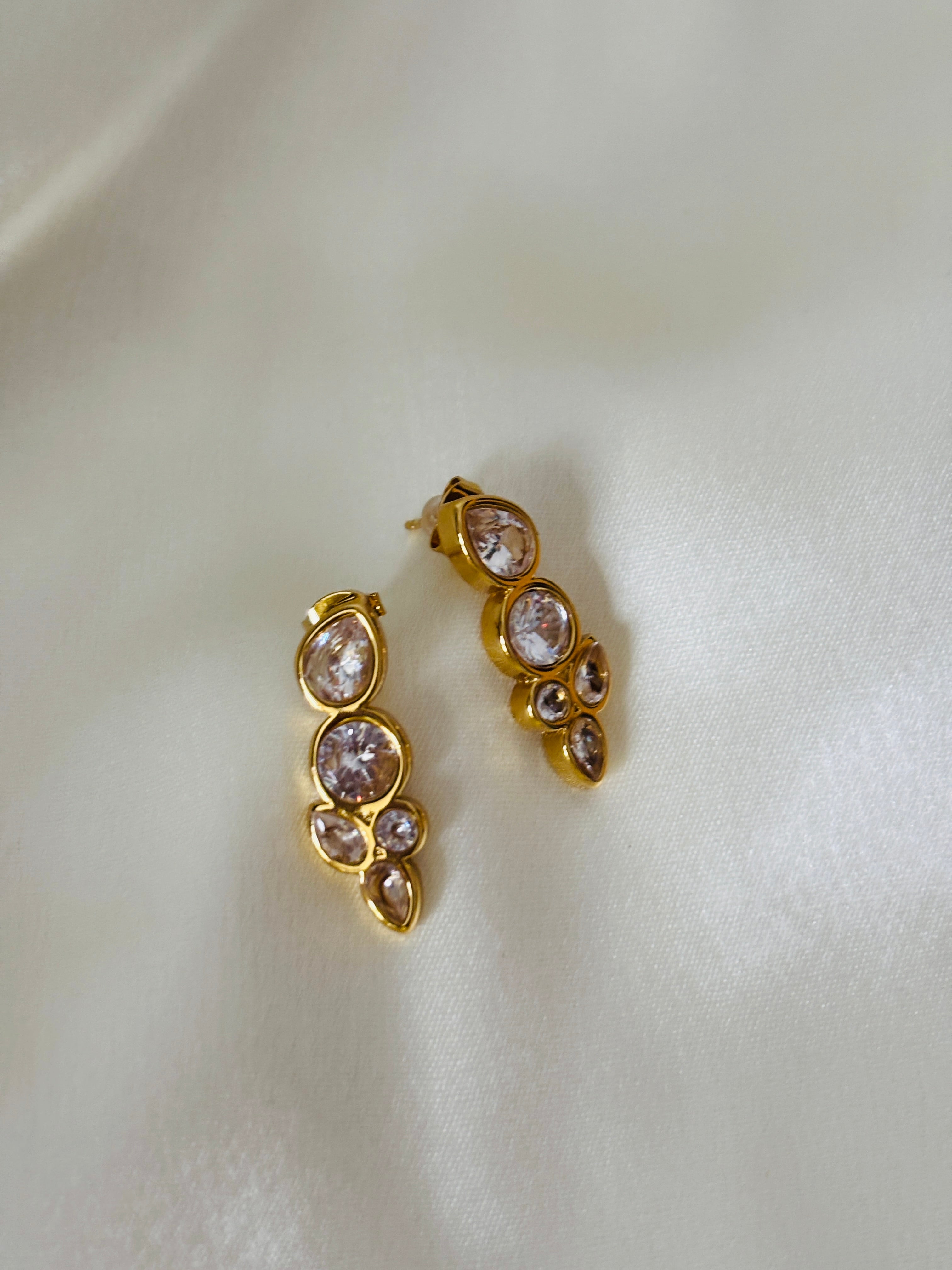 Crystal stone earring