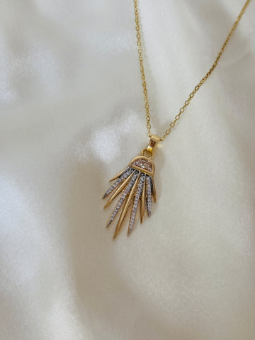 AD diamond studded claw necklace