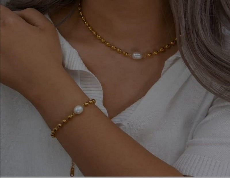 Beaded Chain with Pearl Necklace