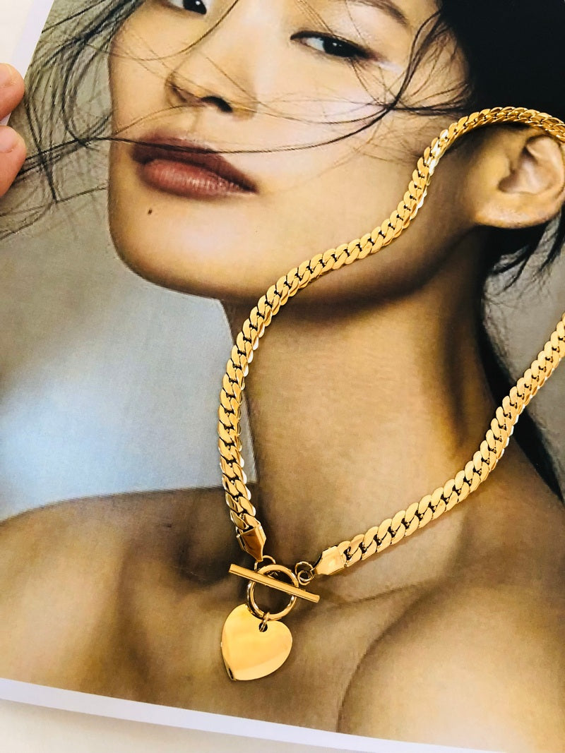 Bold Heart Interlock Chain Necklace