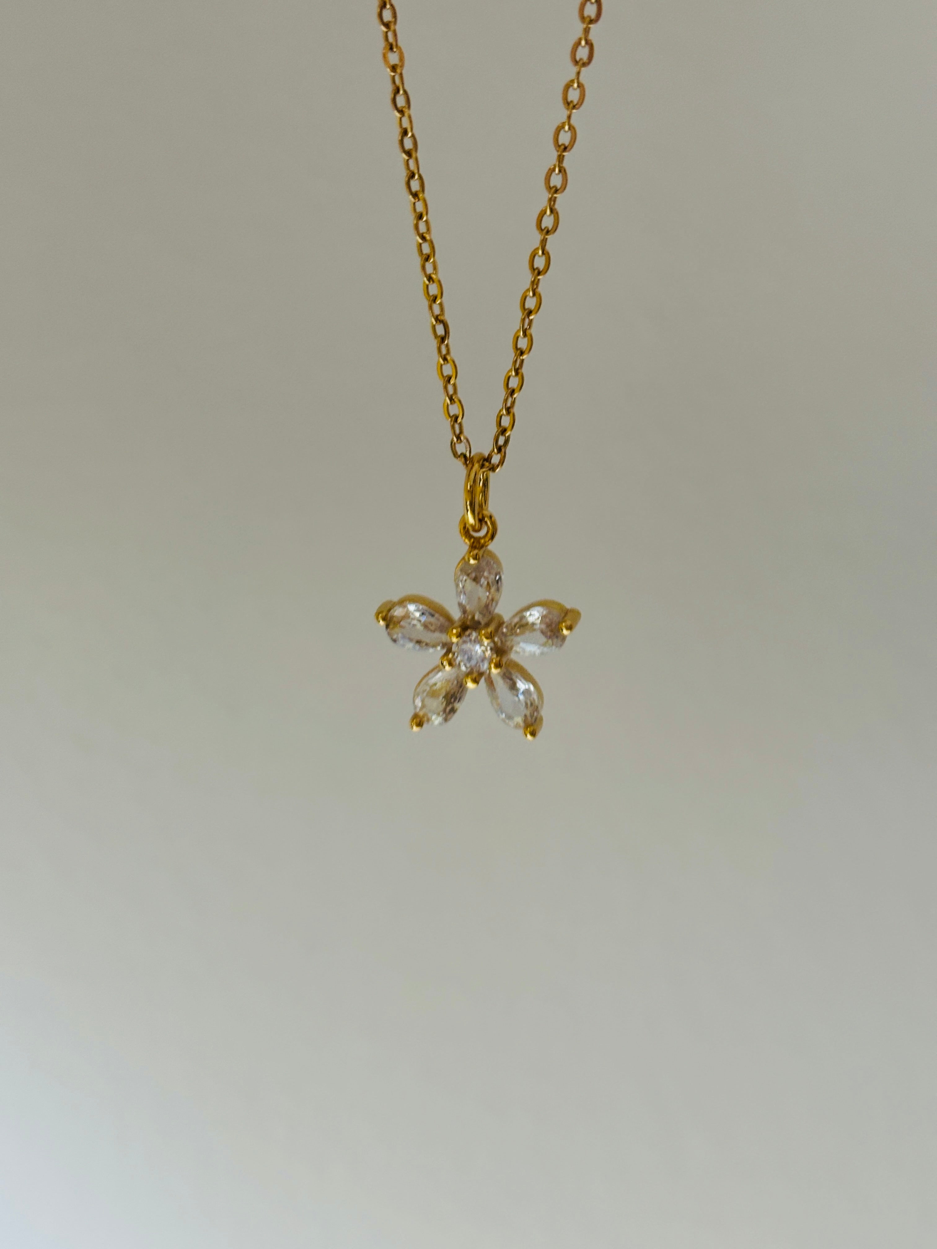 Flora charm necklace