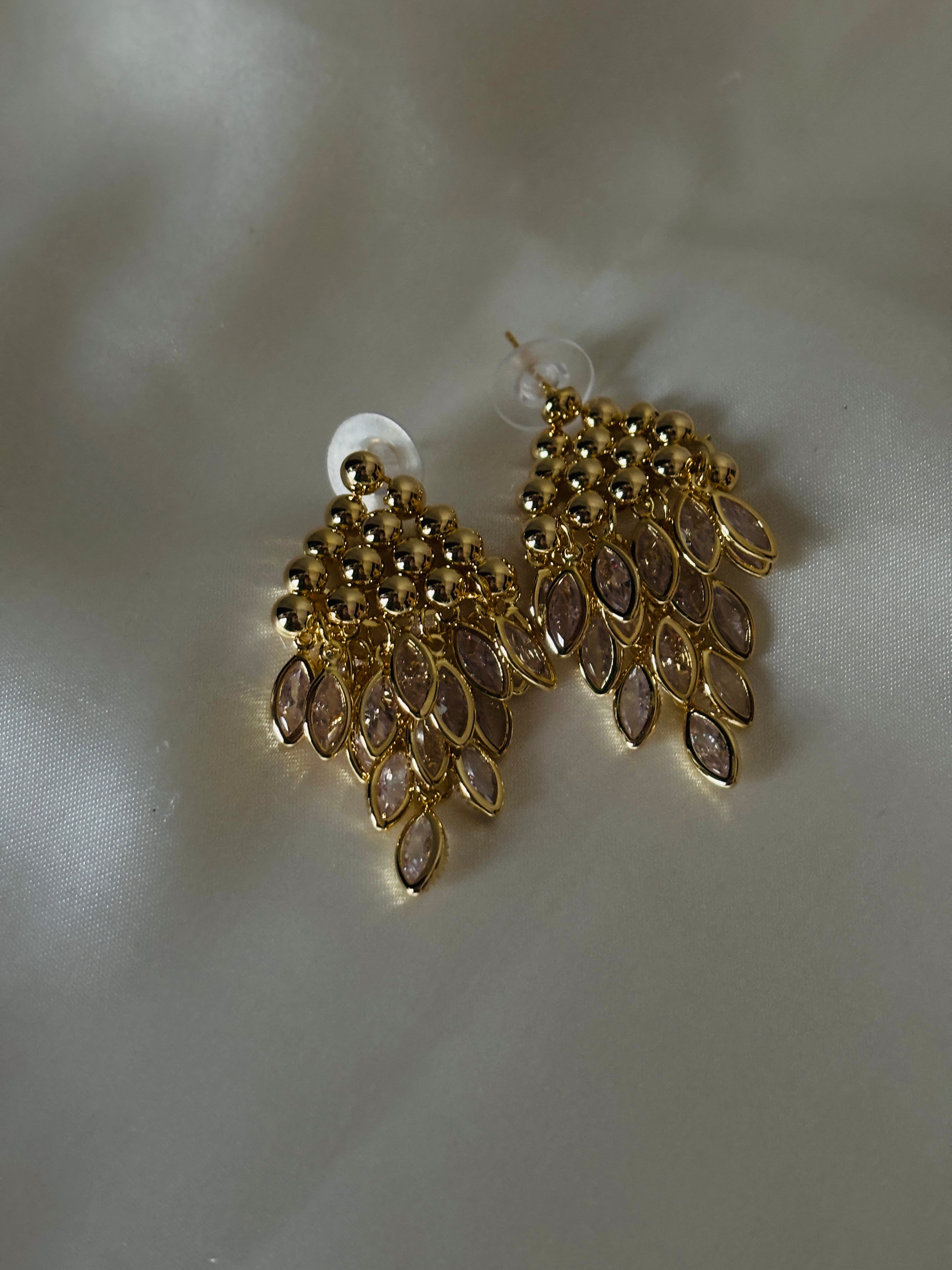 Grapes drop earring