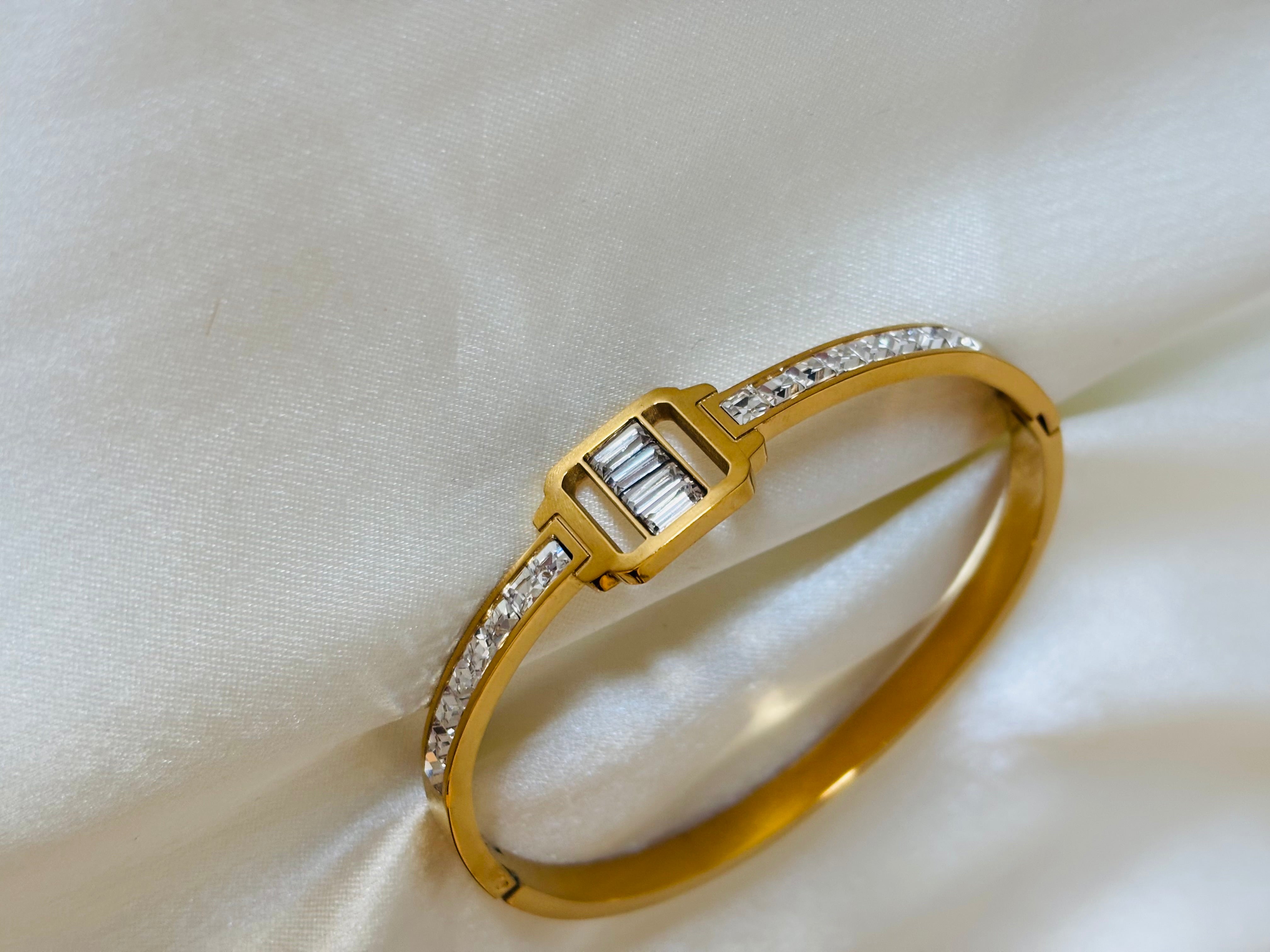 Dovie kada bracelet