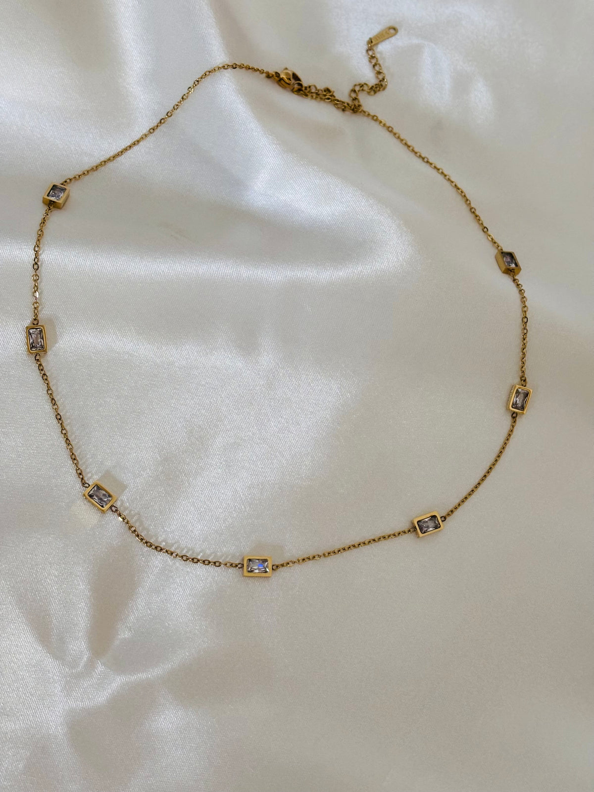 Poema necklace