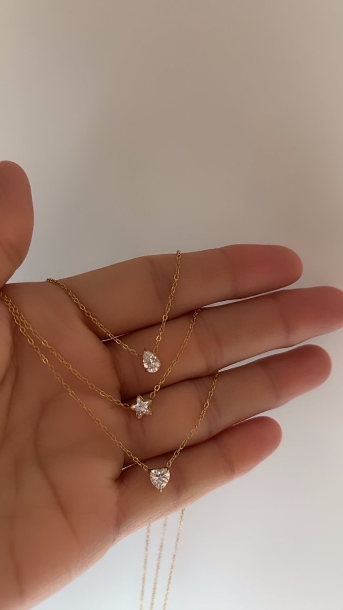 Three layer solitaire diamond necklace