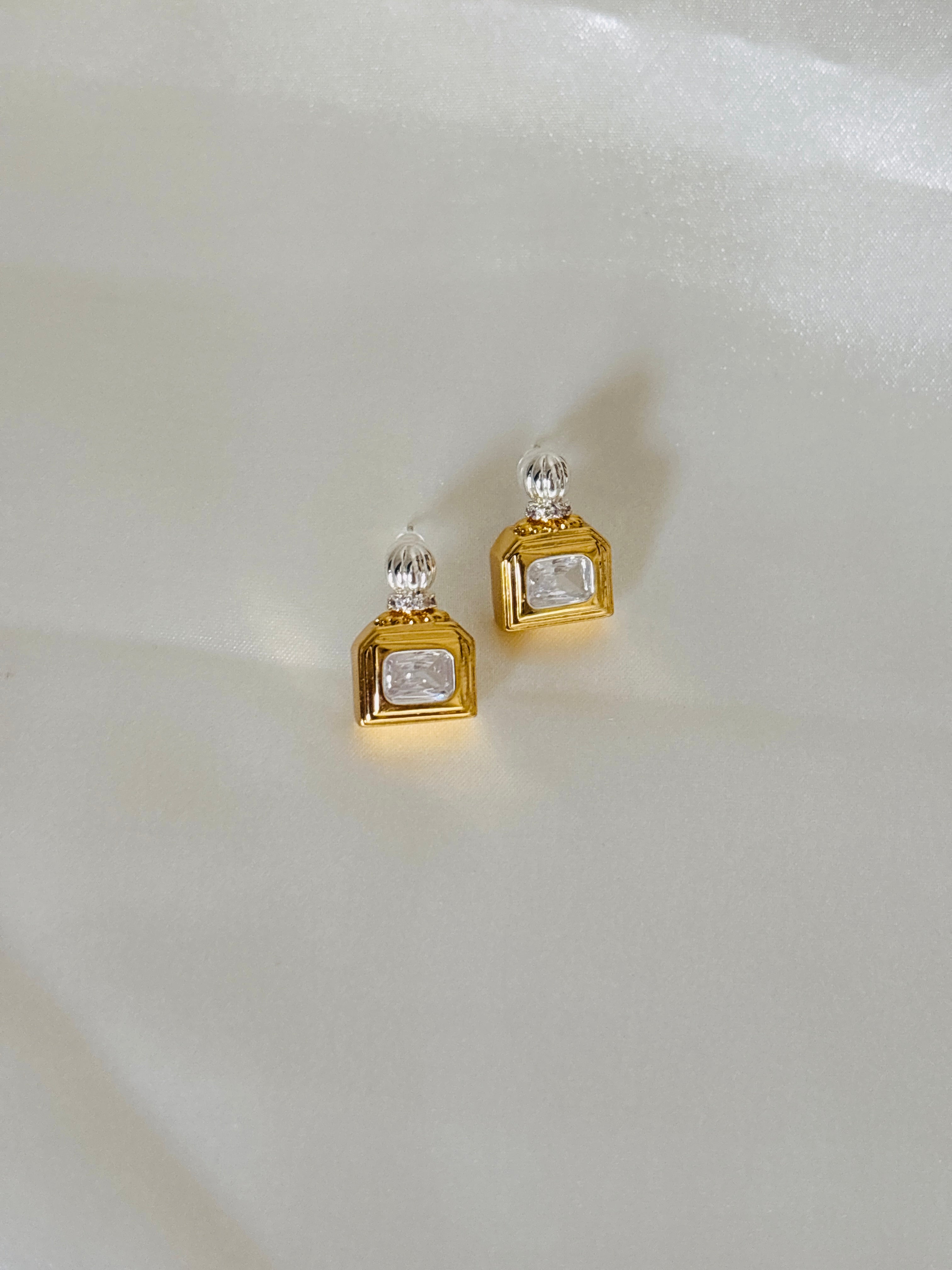 Wine bottle earring