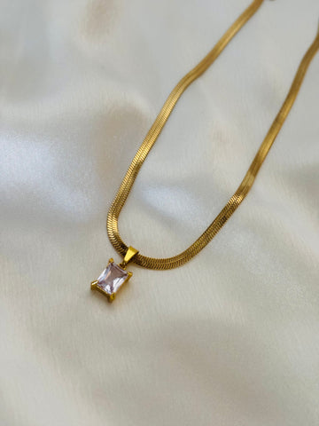 Solitaire snake chain necklace