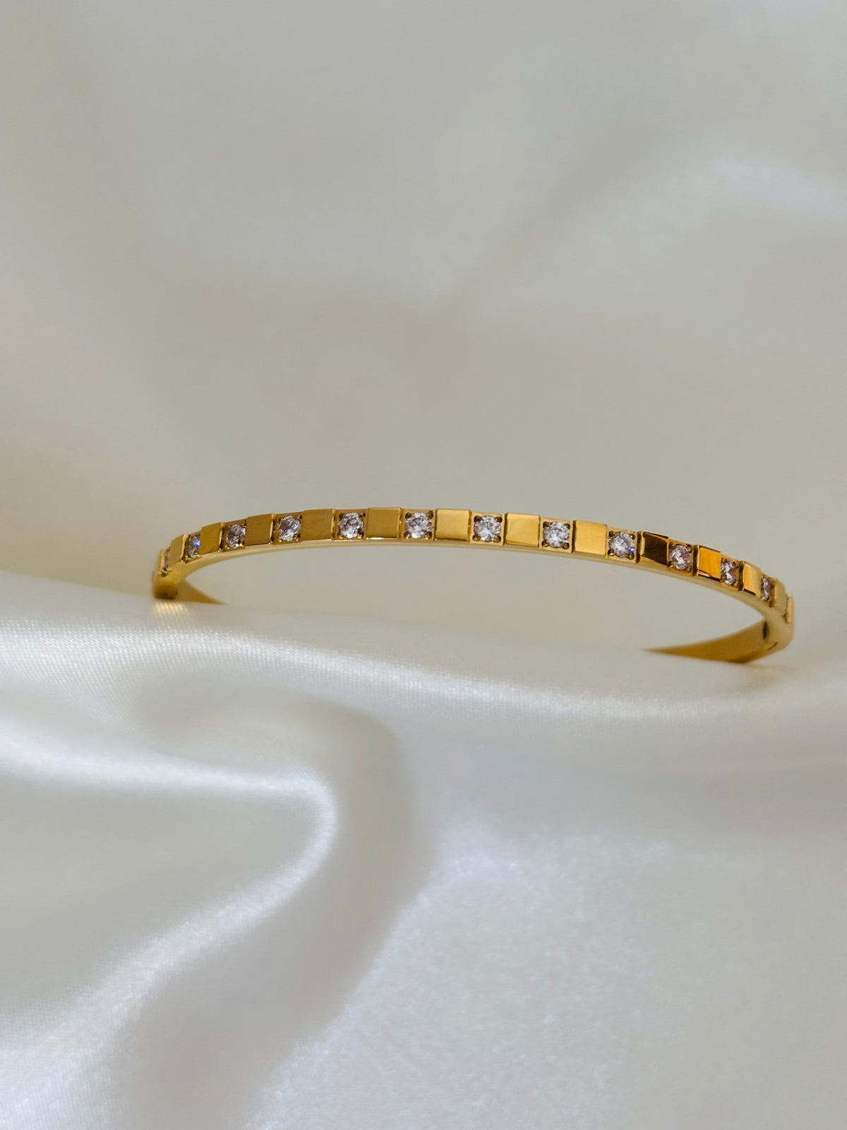Rahi diamond studded openable kada bracelet