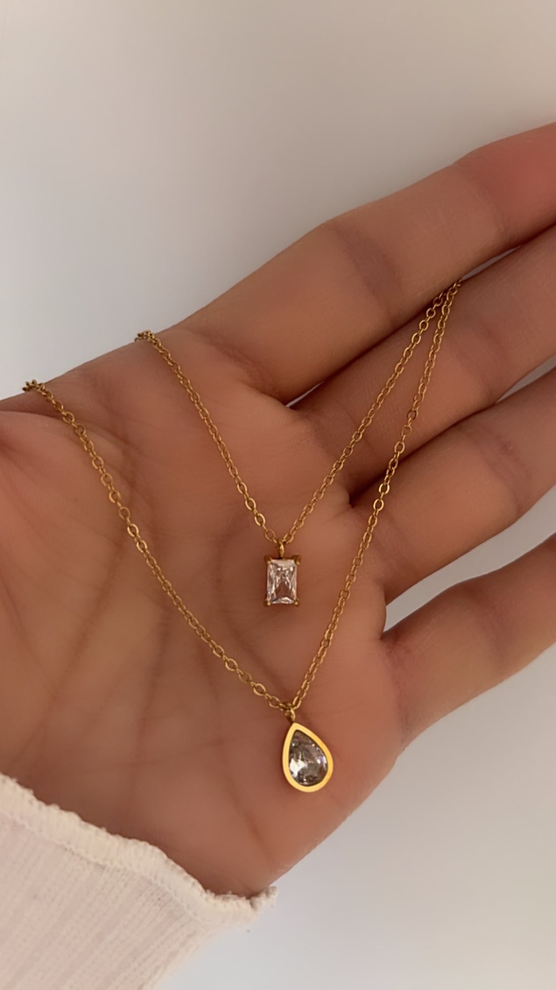 Raven solitaire necklace
