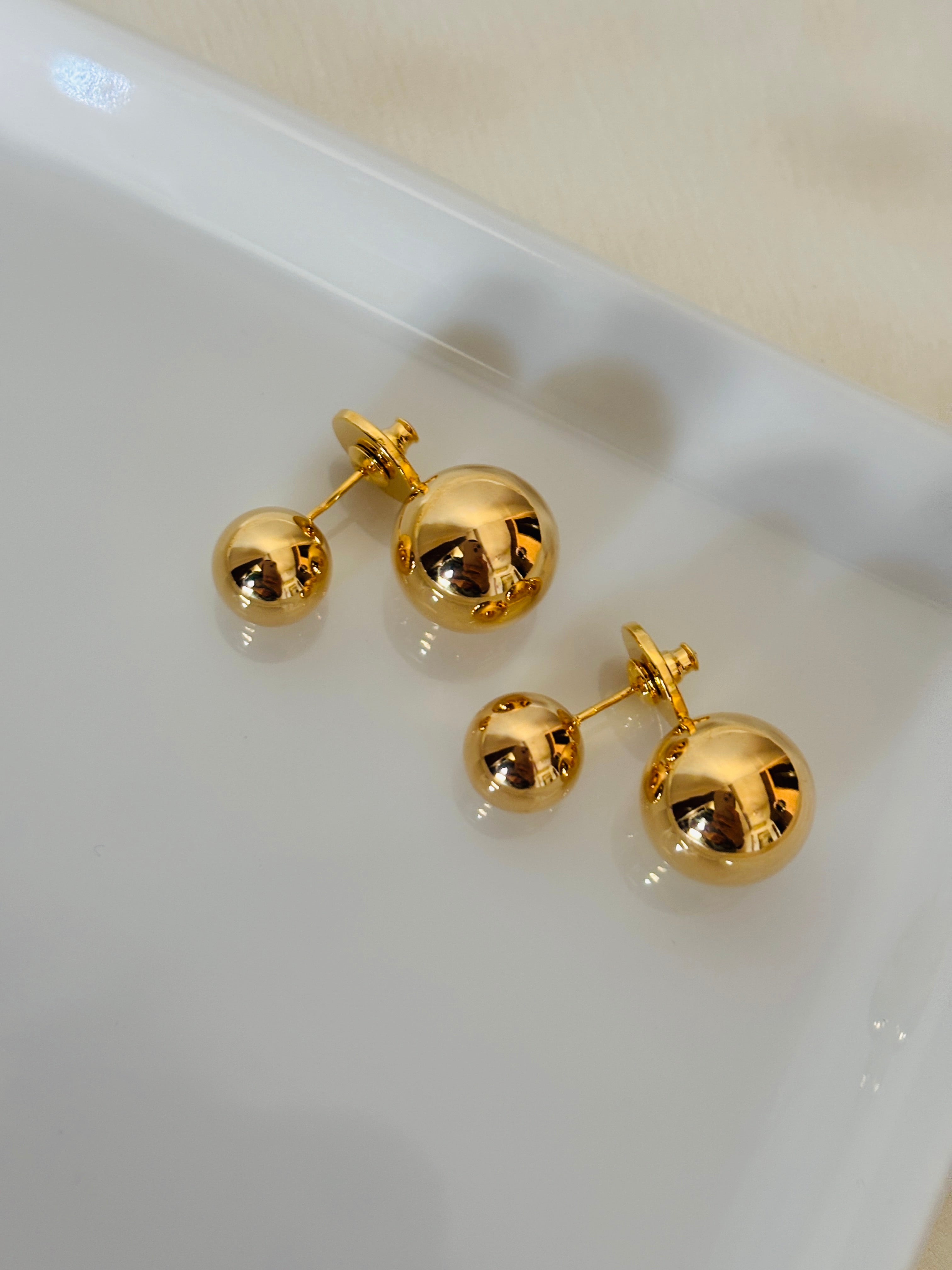 Tow sides beaded earring