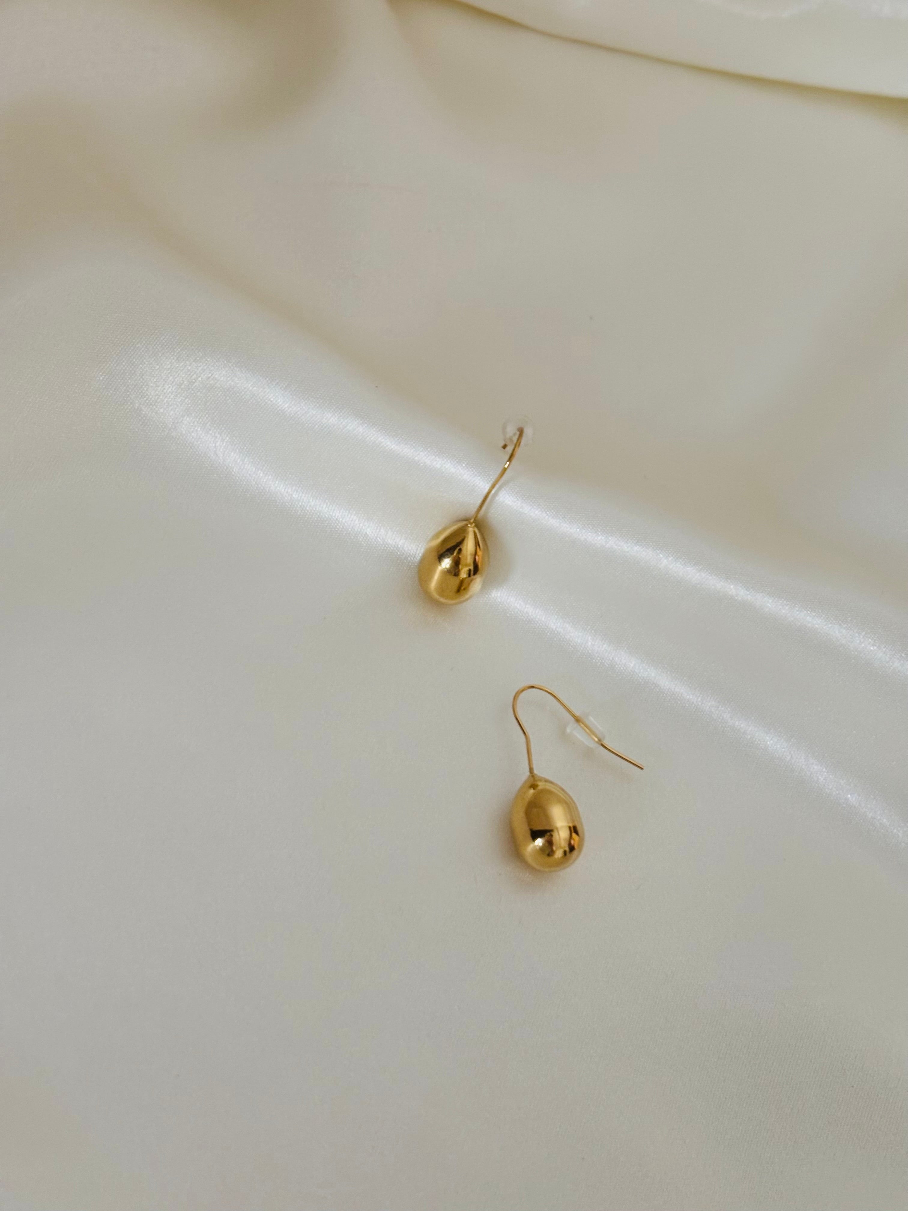 Jolanda earring