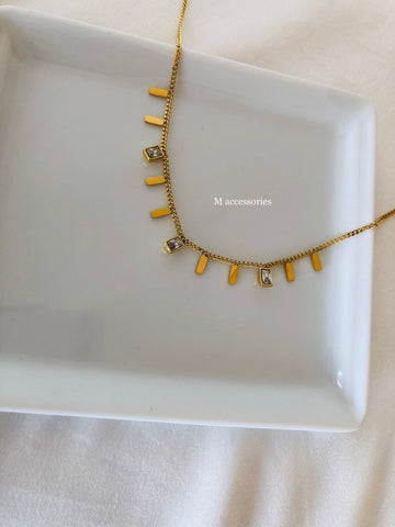 Drew Necklace
