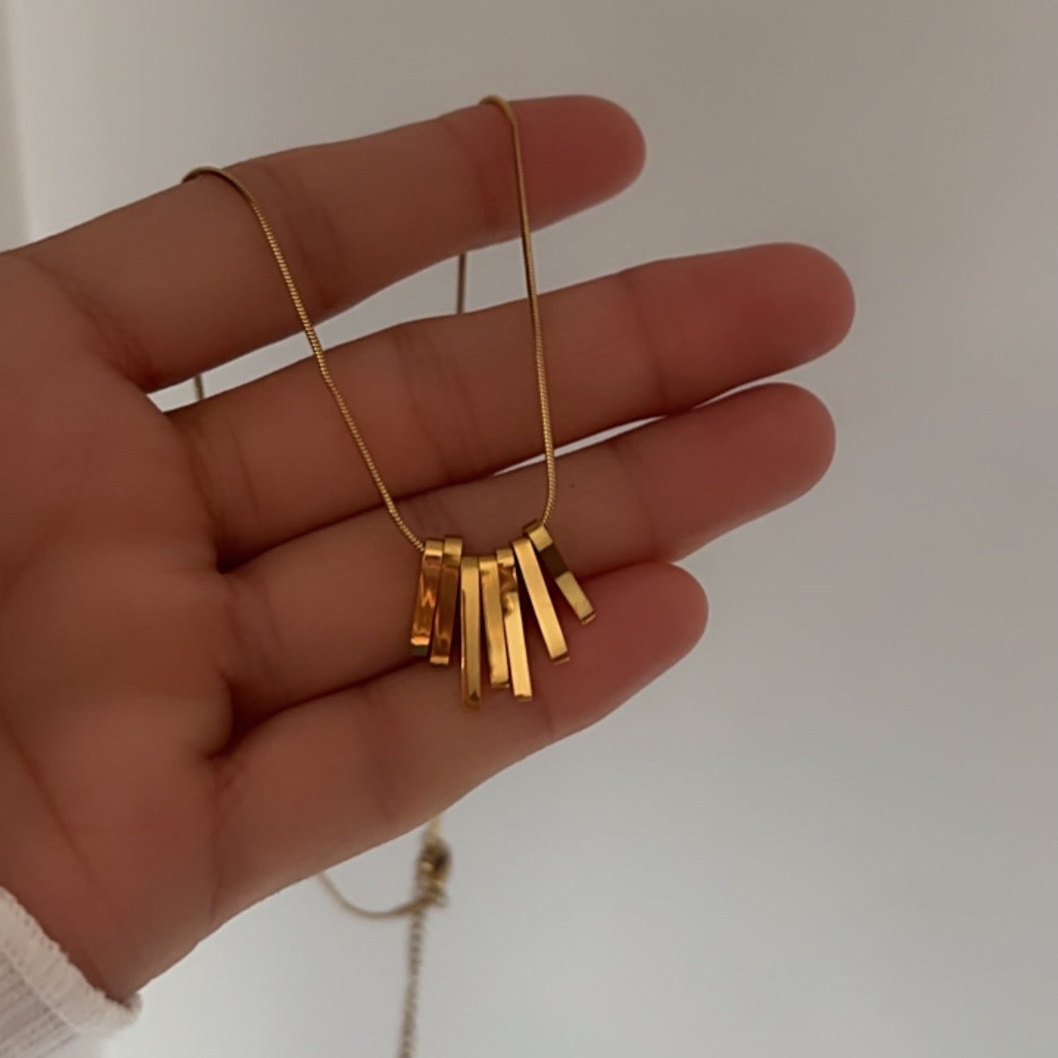 Erva necklace