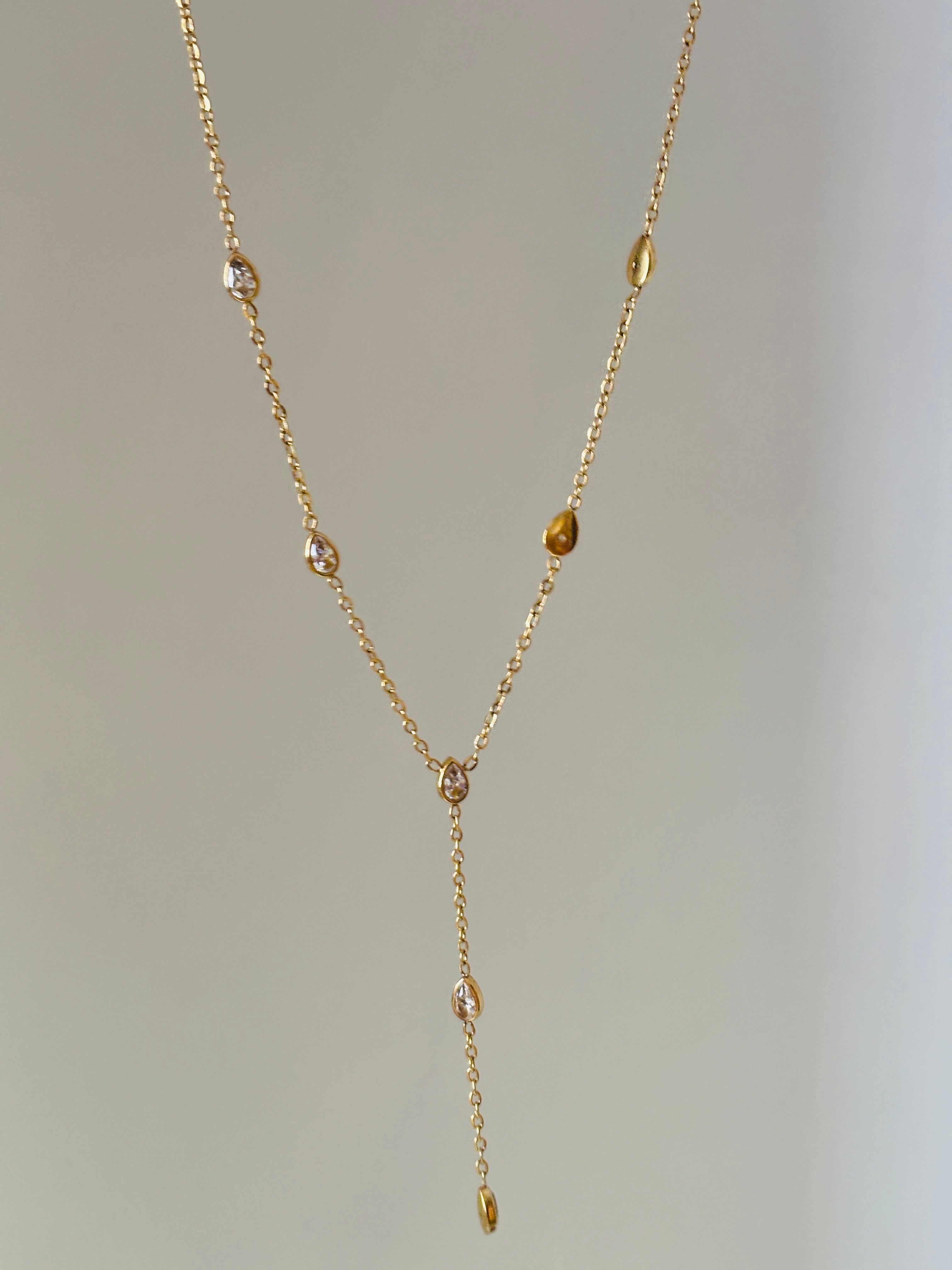 Minimal Y necklace