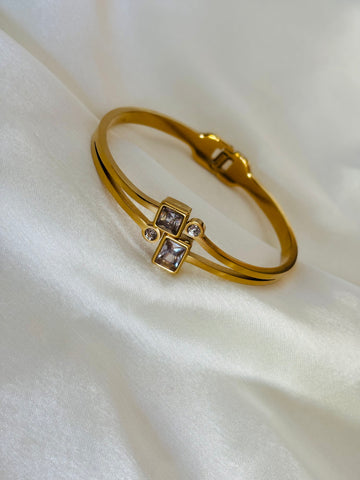 Geometry cut diamond kada bracelet