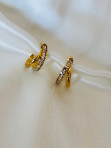 Alyssa hoop earring