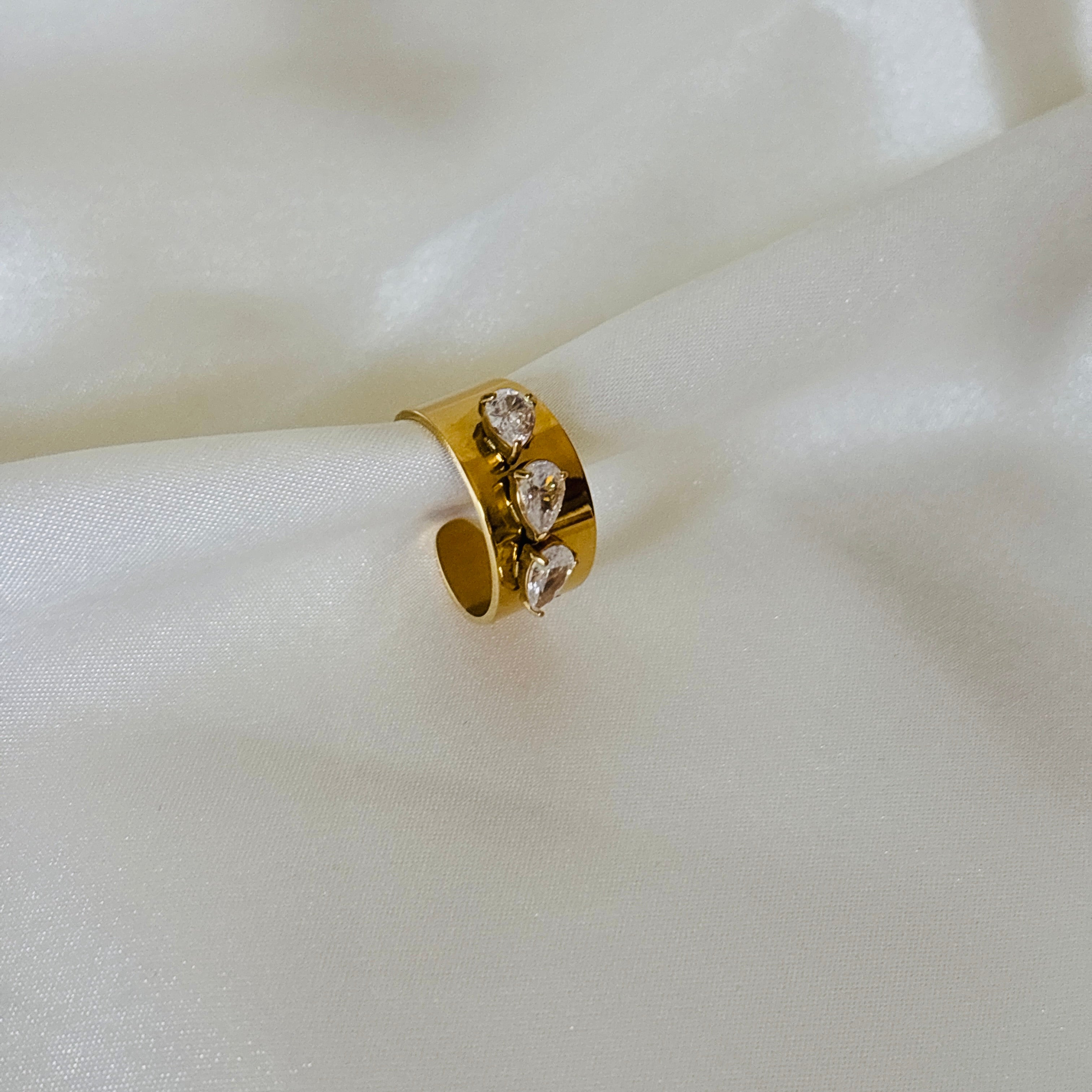 Helena ring